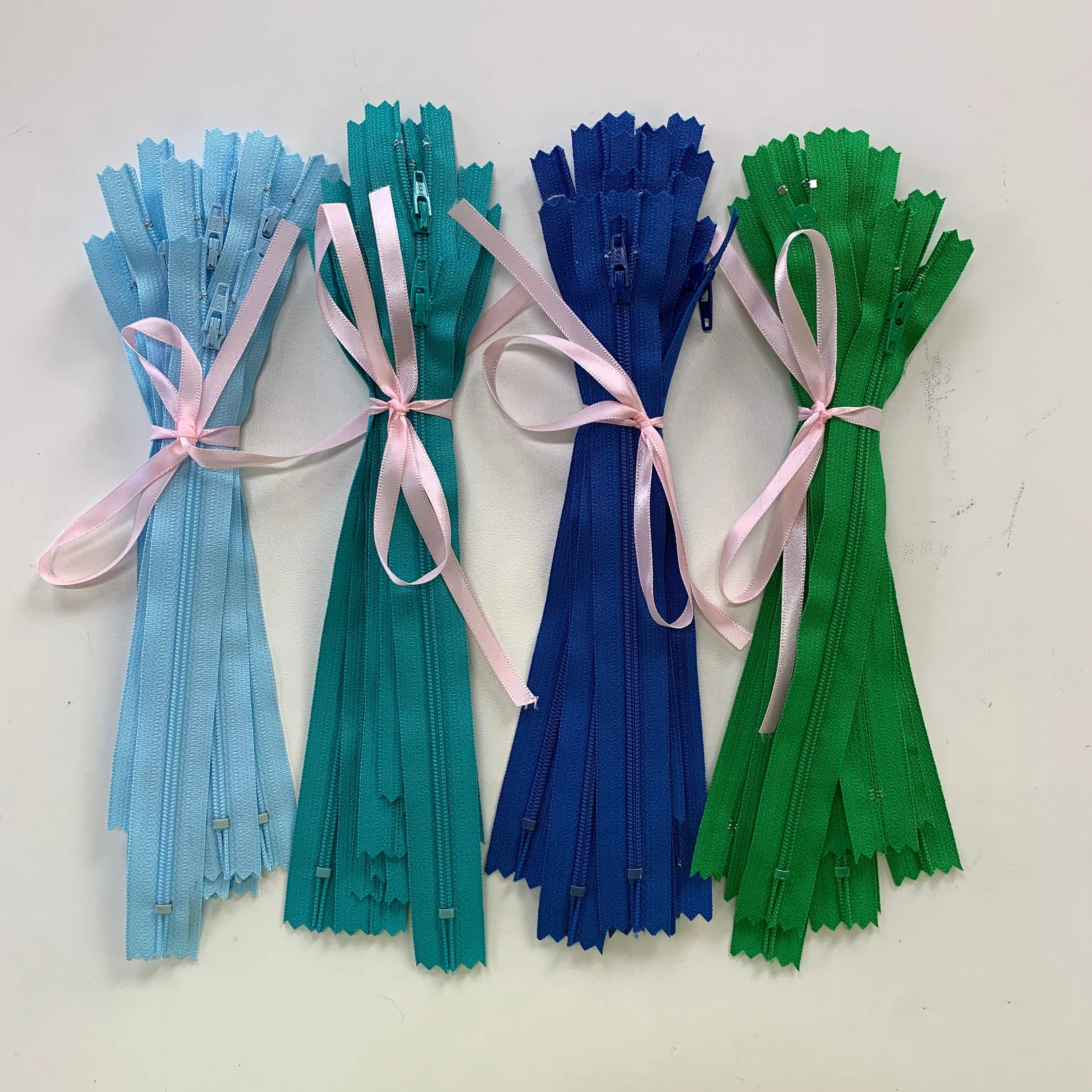 10pc Green YKK nylon zipper