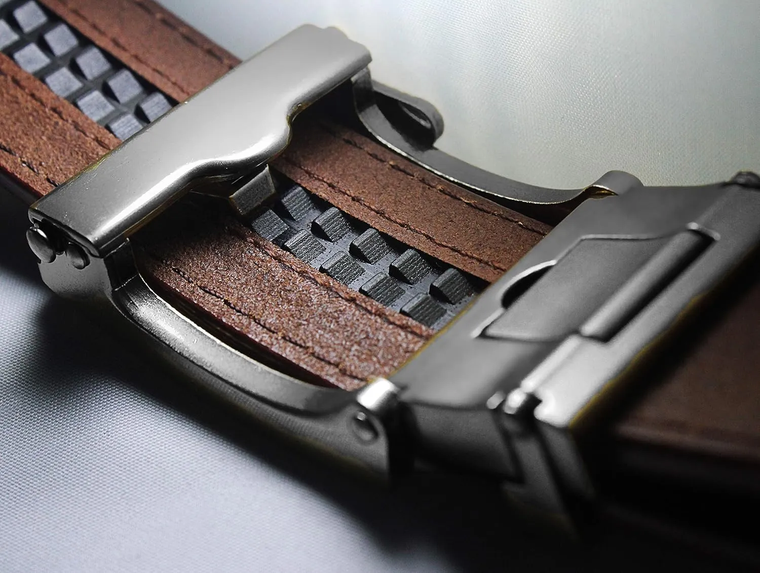 Aventus Men's Holeless Leather Ratchet Click Belt - Trim to Fit (Various Styles and Colors)
