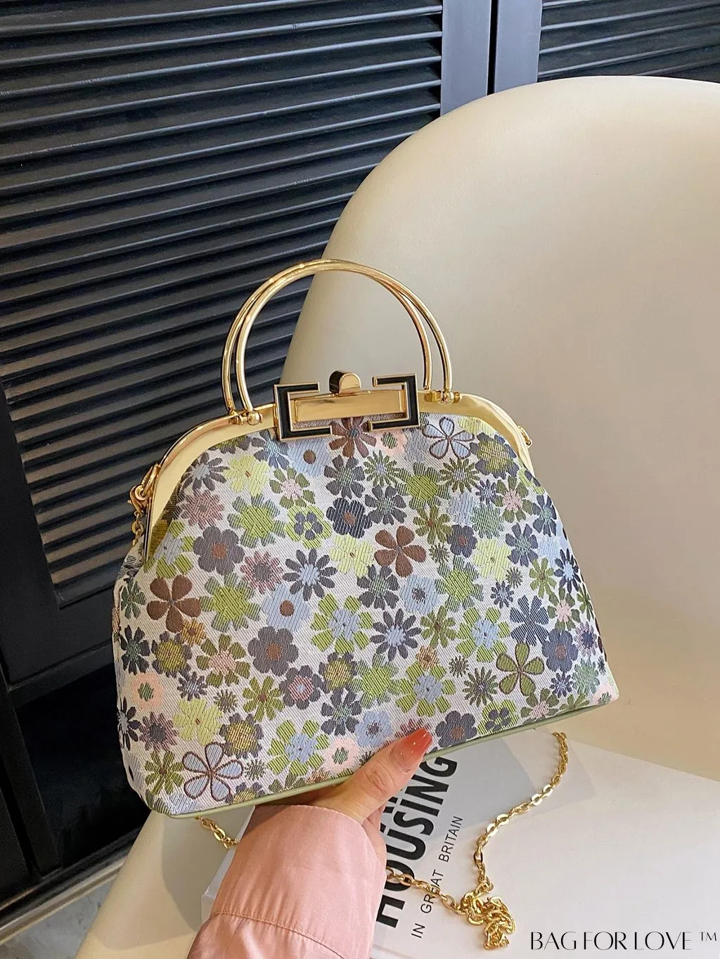 BagForLove - Chic Floral Print Clutch with Metal Chain: A Fashion Must-Have