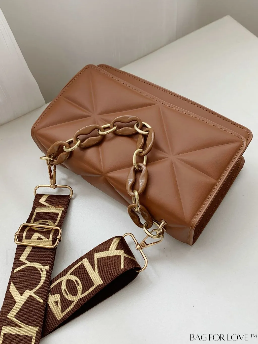 BagForLove - Compact Flap Chain Square Bag with Delicate Stitching