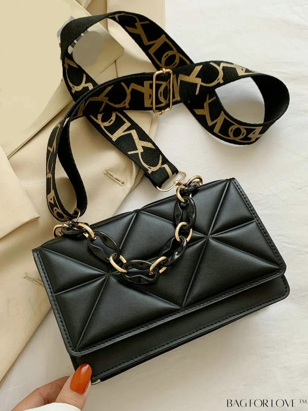 BagForLove - Compact Flap Chain Square Bag with Delicate Stitching