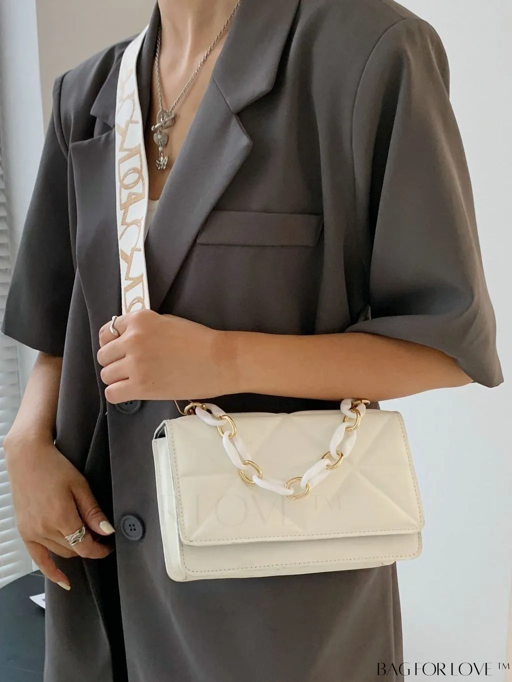 BagForLove - Compact Flap Chain Square Bag with Delicate Stitching