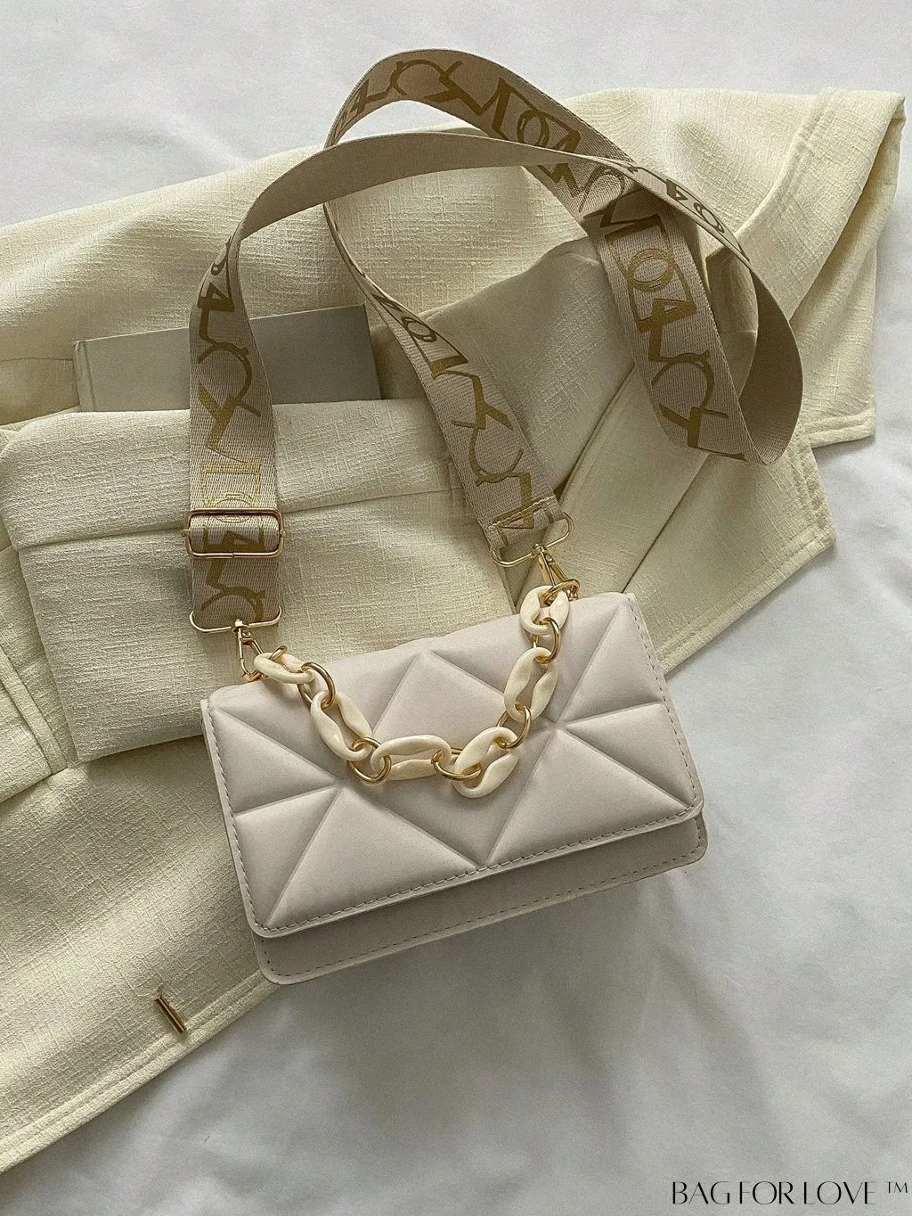 BagForLove - Compact Flap Chain Square Bag with Delicate Stitching