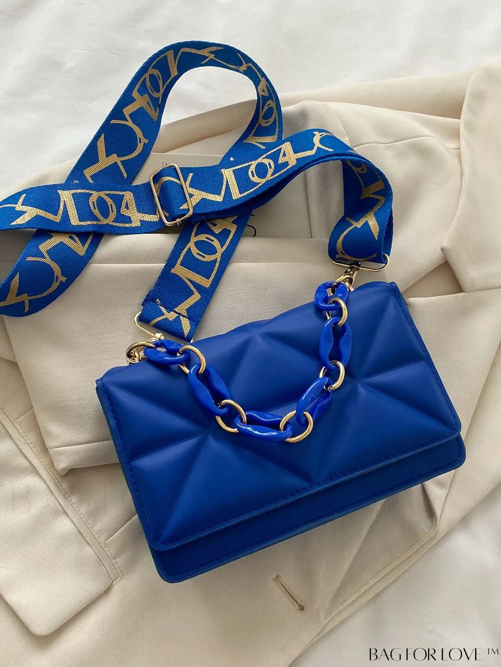 BagForLove - Compact Flap Chain Square Bag with Delicate Stitching