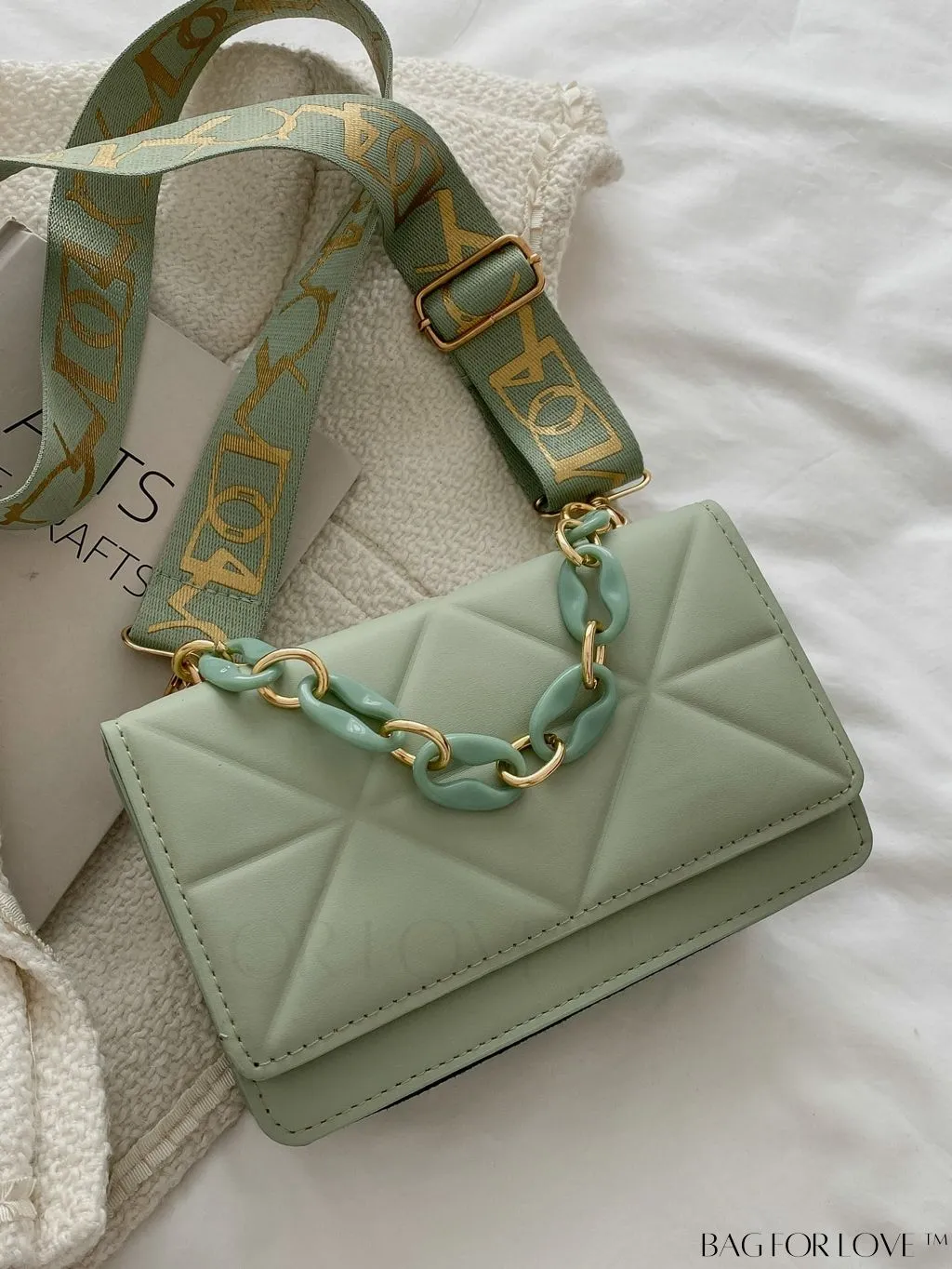 BagForLove - Compact Flap Chain Square Bag with Delicate Stitching