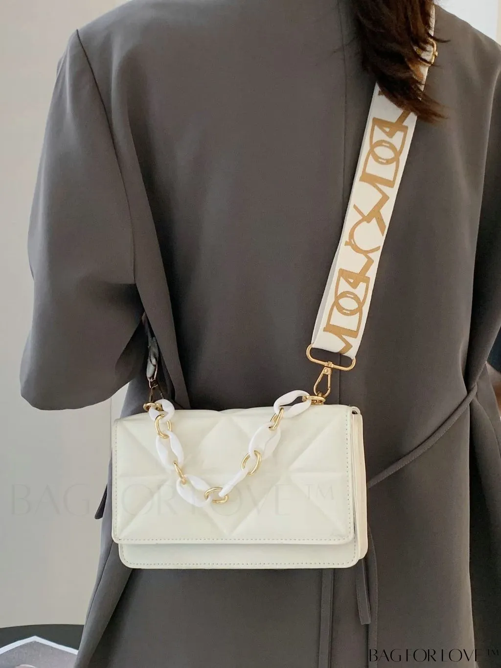 BagForLove - Compact Flap Chain Square Bag with Delicate Stitching