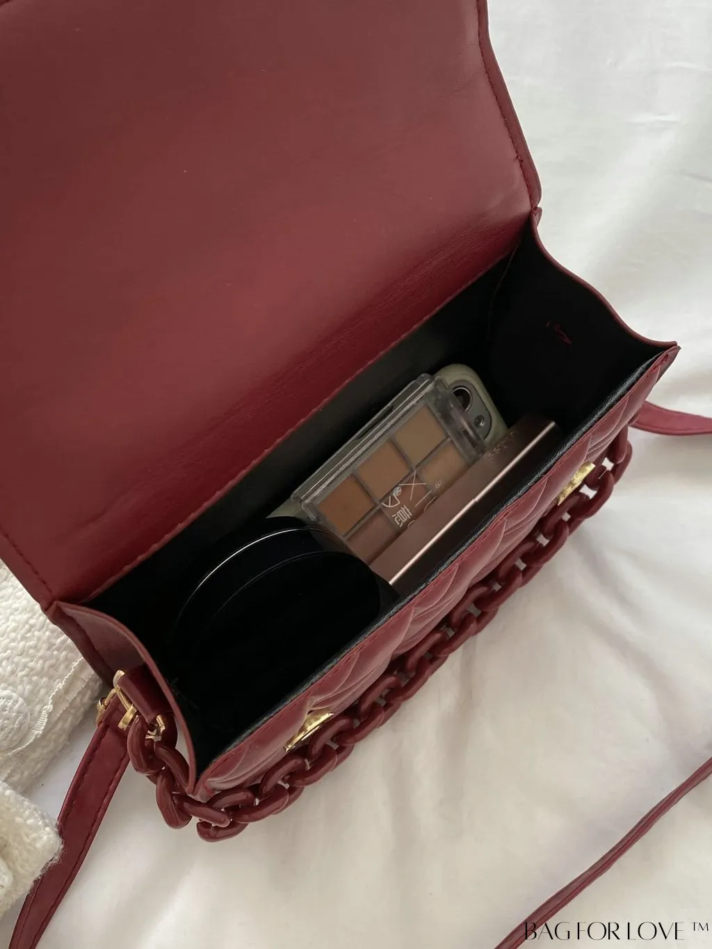 BagForLove - Compact Quilted Chain Flap Bag - Elegant and Functional