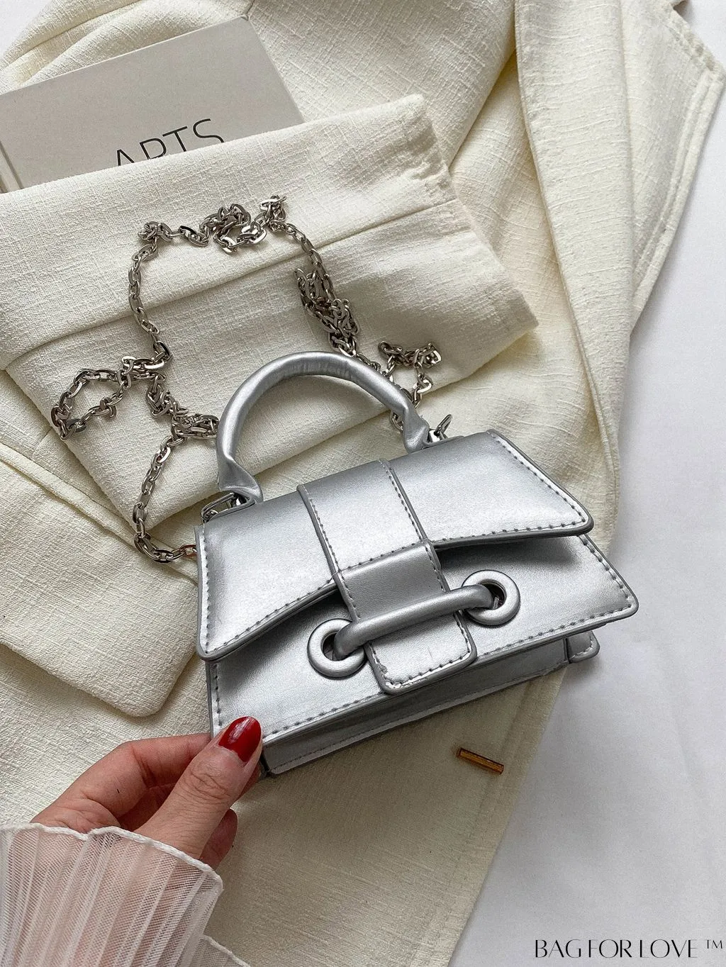 BagForLove - Compact Shoulder Chain Handbag for Phones, Lipstick, and Keys - Mini and Stylish