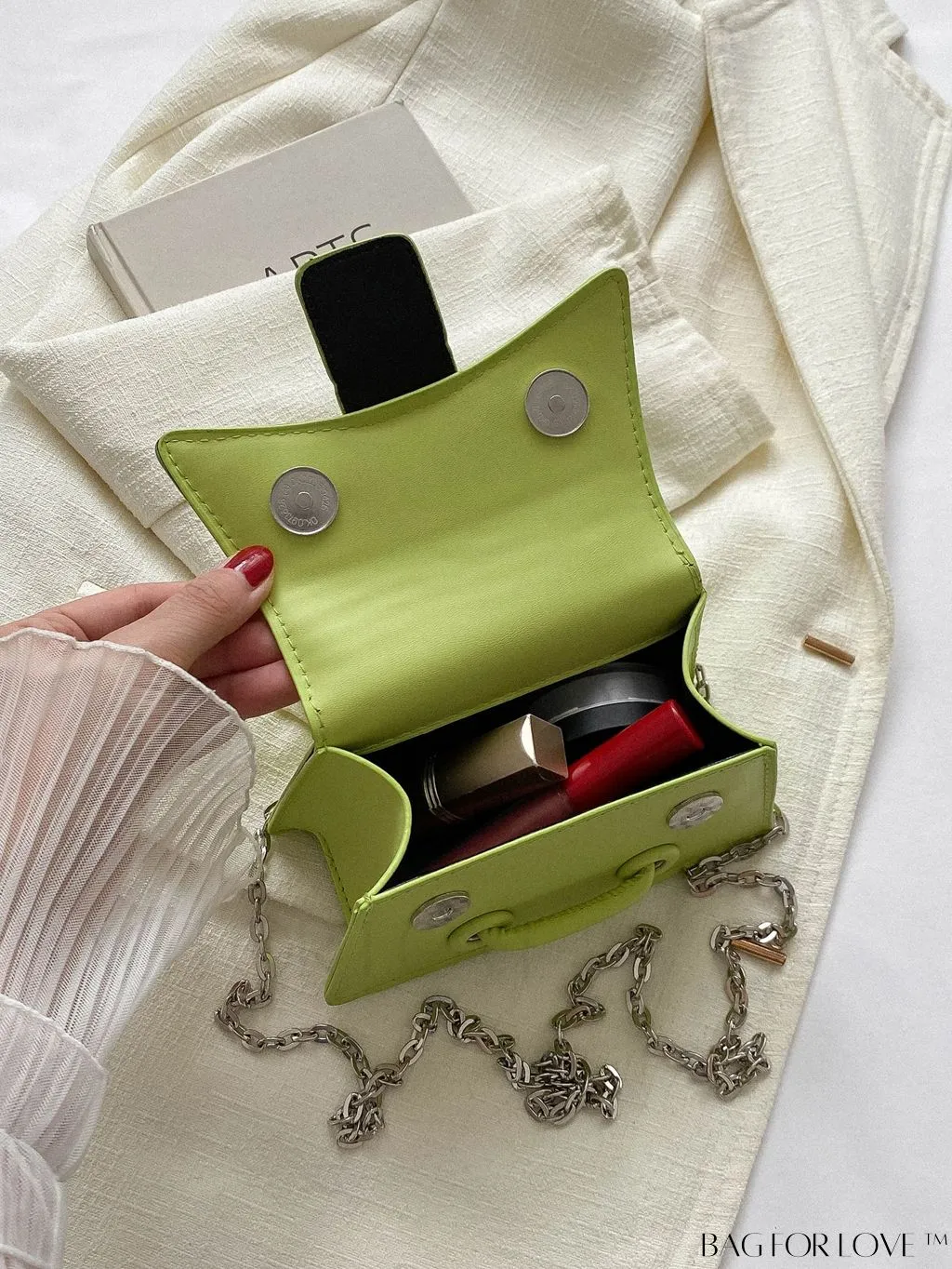 BagForLove - Compact Shoulder Chain Handbag for Phones, Lipstick, and Keys - Mini and Stylish