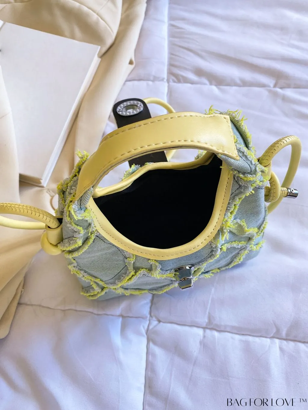 BagForLove - Premium Mini Straw Bag with Twist Lock Top Handle and Contrast Binding