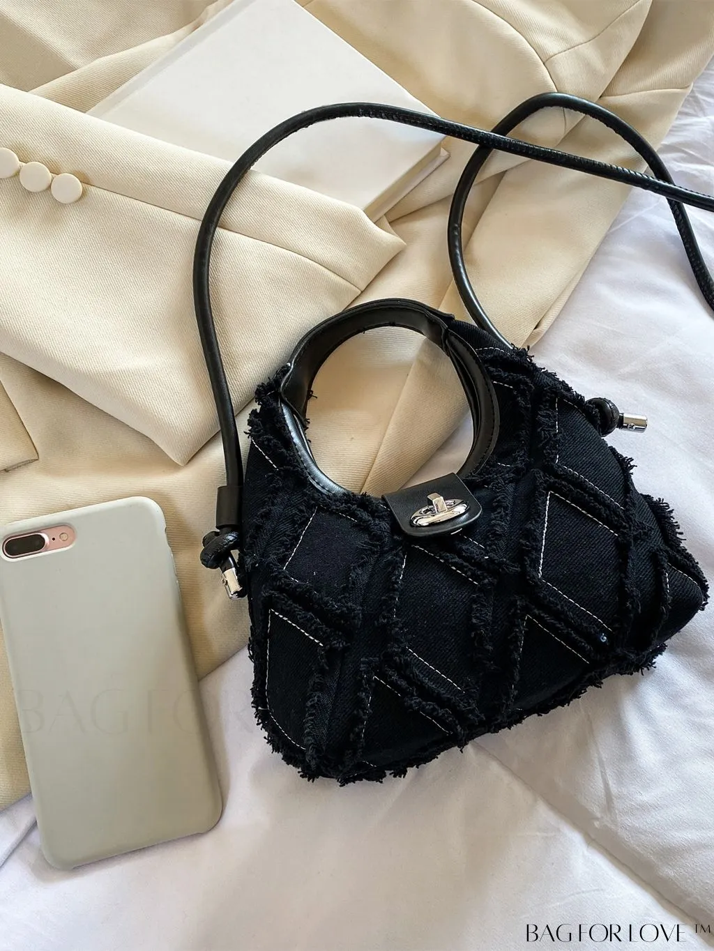 BagForLove - Premium Mini Straw Bag with Twist Lock Top Handle and Contrast Binding