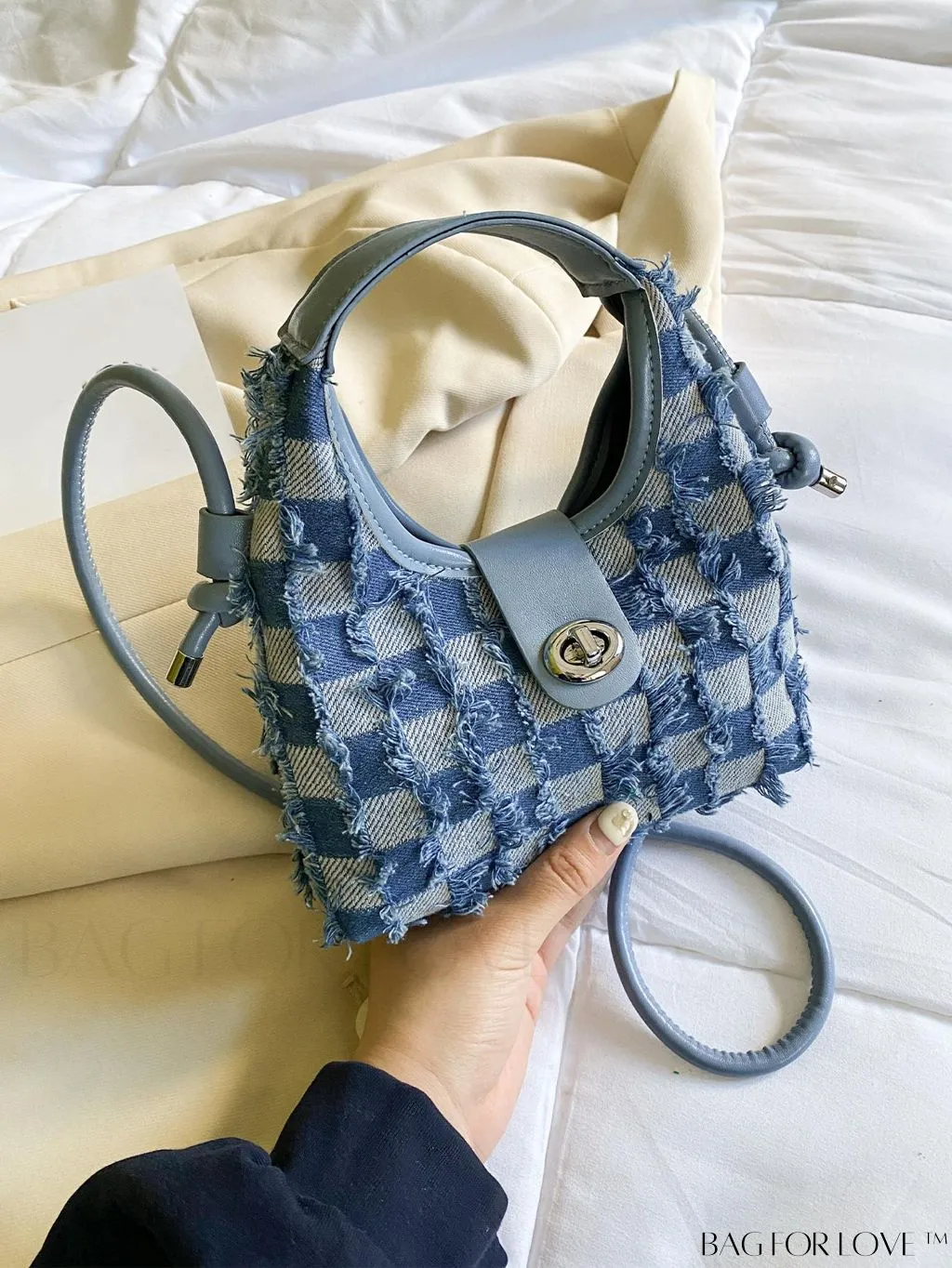 BagForLove - Premium Mini Straw Bag with Twist Lock Top Handle and Contrast Binding