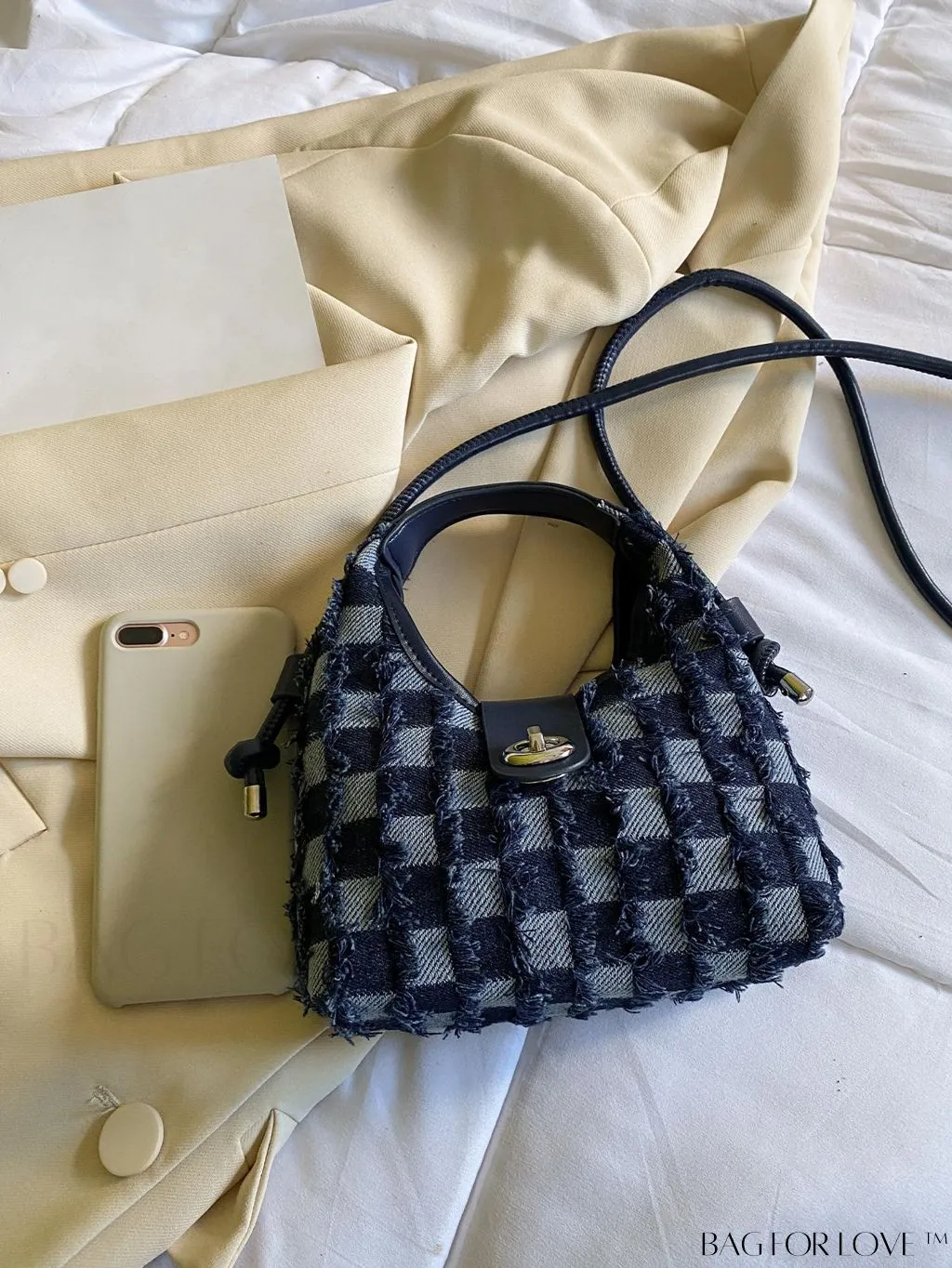BagForLove - Premium Mini Straw Bag with Twist Lock Top Handle and Contrast Binding