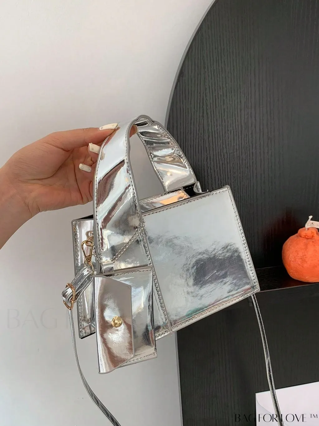 BagForLove - Sleek Square Bag with Integrated Coin Purse: A Modern Minimalist Accessory