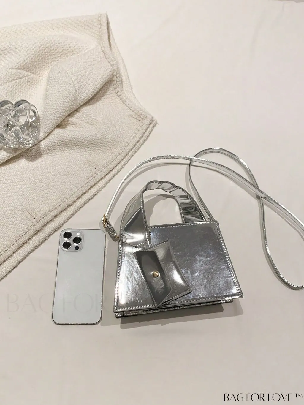 BagForLove - Sleek Square Bag with Integrated Coin Purse: A Modern Minimalist Accessory