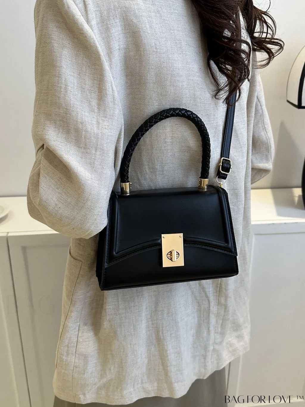BagForLove - Stylish Indentation Flap Crossbody Bag with Retro Twist Lock for Commuters