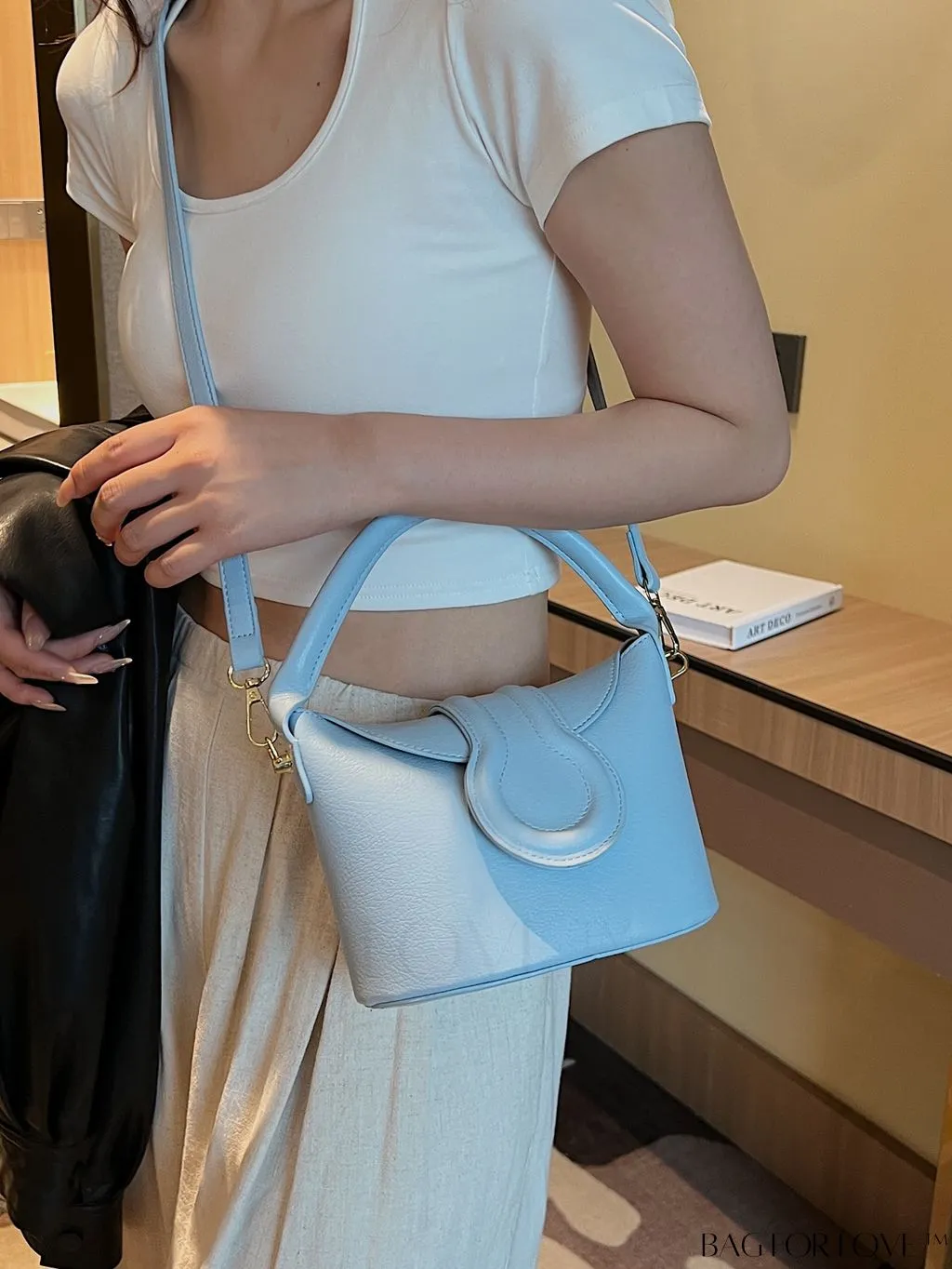 BagForLove - Stylish Pu Bucket Handbag: Solid color, leisurely design. Perfect for crossbody wear.