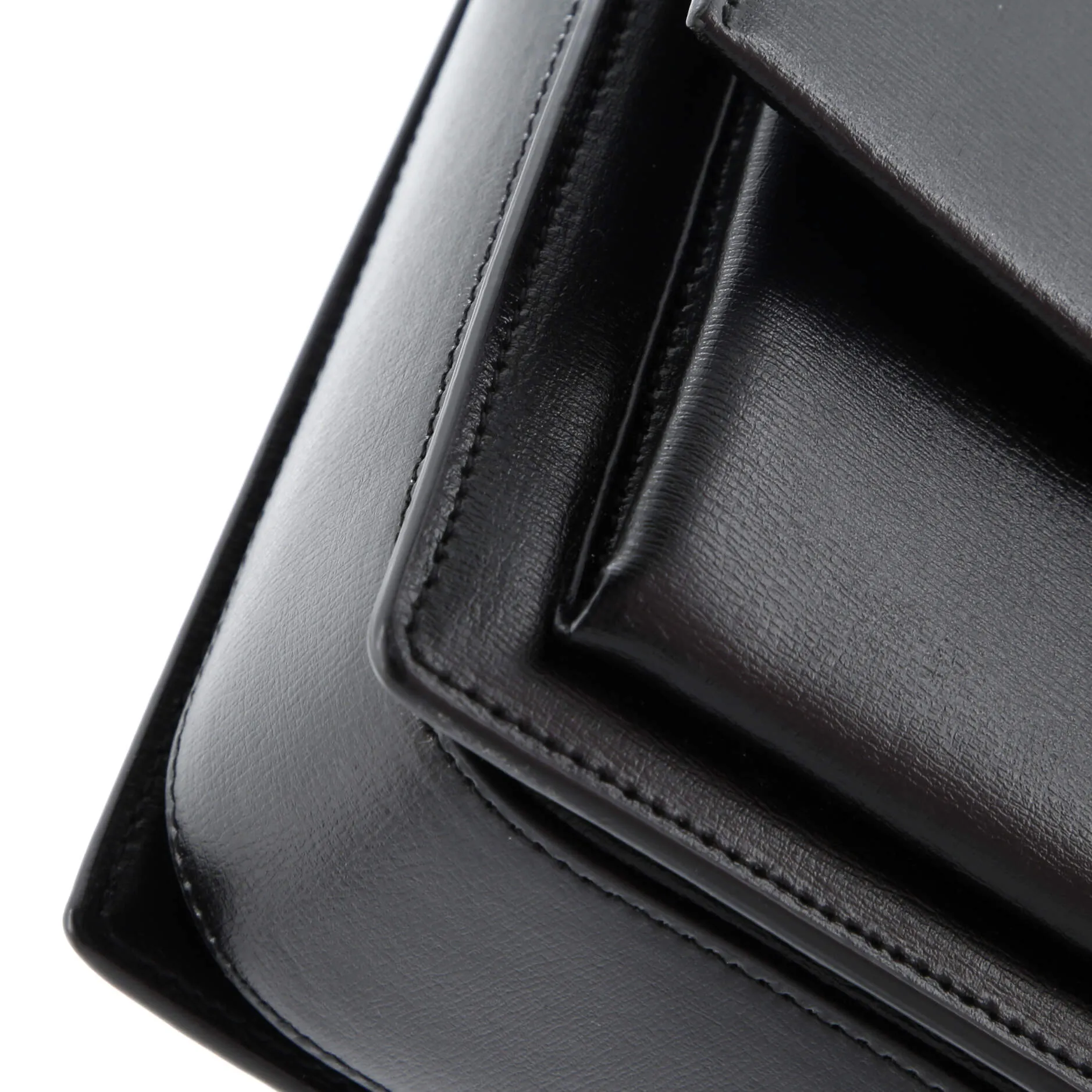 Bellechasse Satchel Leather Medium