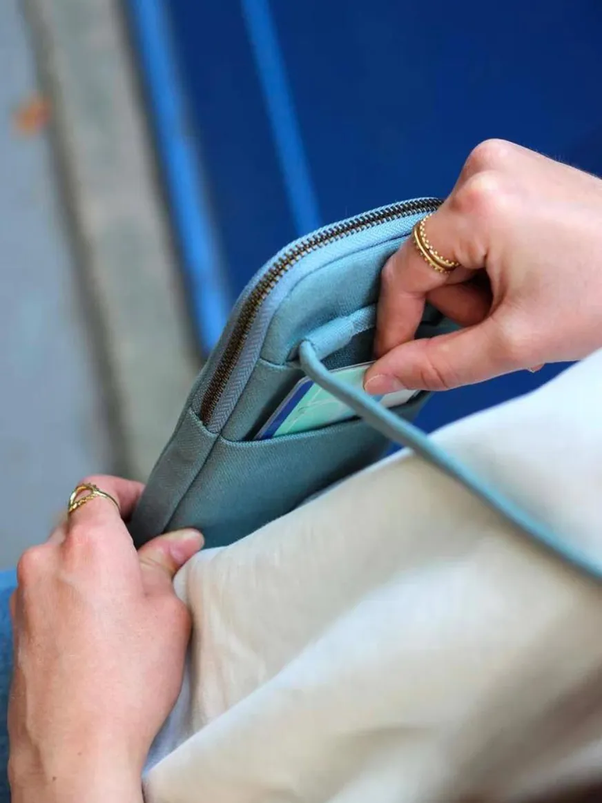 Bill Pochette téléphone Sauge | Hindbag