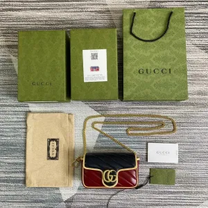 Charm - GG Bags - 1901