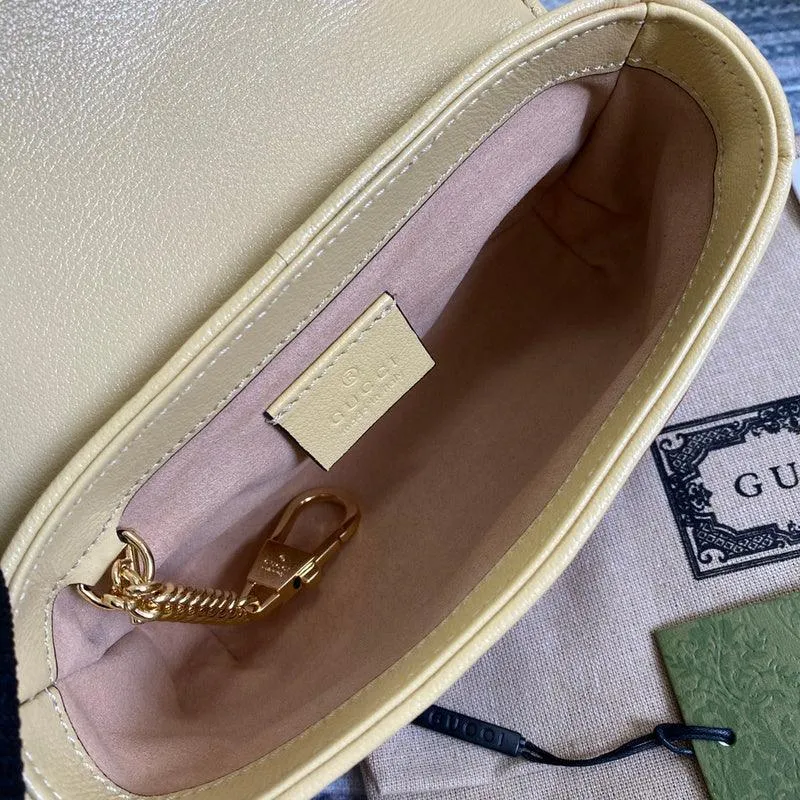 Charm - GG Bags - 1901