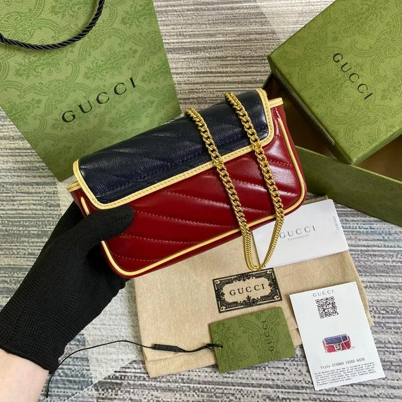 Charm - GG Bags - 1901