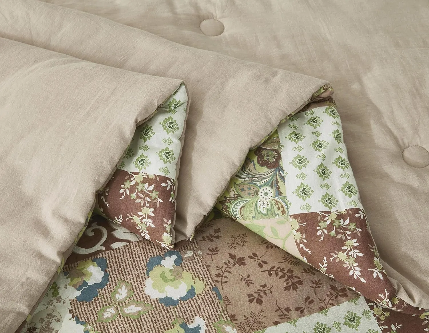 Chezmoi Collection Leilani 3-Piece Boho Washed Cotton Comforter Set Queen Size - Bohemian Bedding Set Brown Taupe Green White Floral Printed Patchwork Lightweight Comforter for All Season