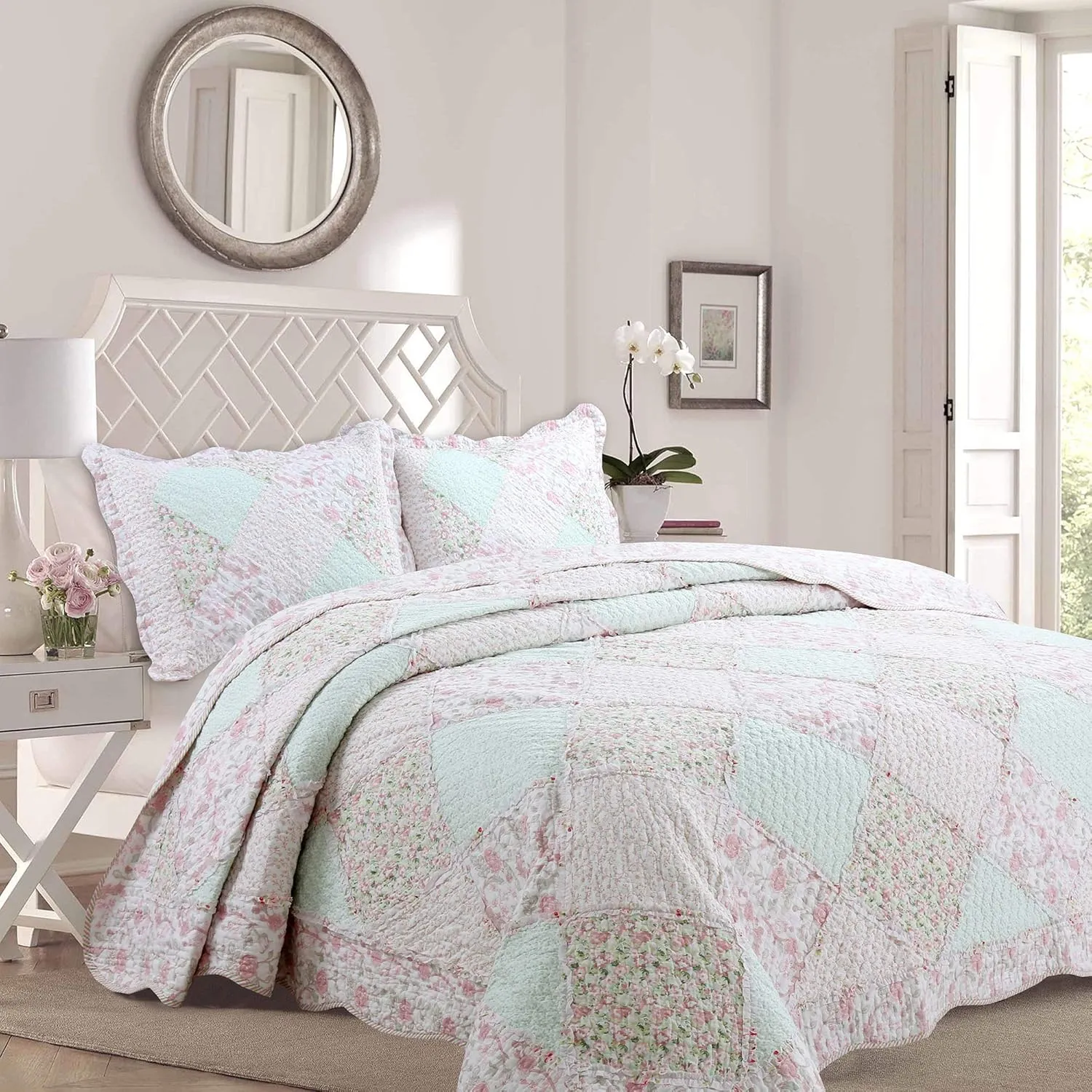 Cozy Line Home Fashions 100% Cotton Real Patchwork Floral Pink Rose Shabby Chic Girly Reversible Quilt Bedding Set, Coverlet Bedspread (La Rosa Rêve, Queen - 3 Piece)