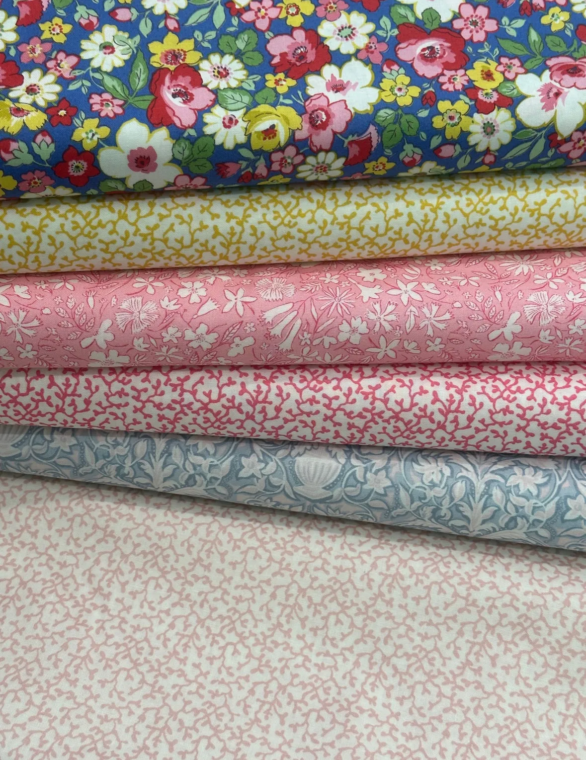 Fabric - Liberty - (1115) Summer Floral
