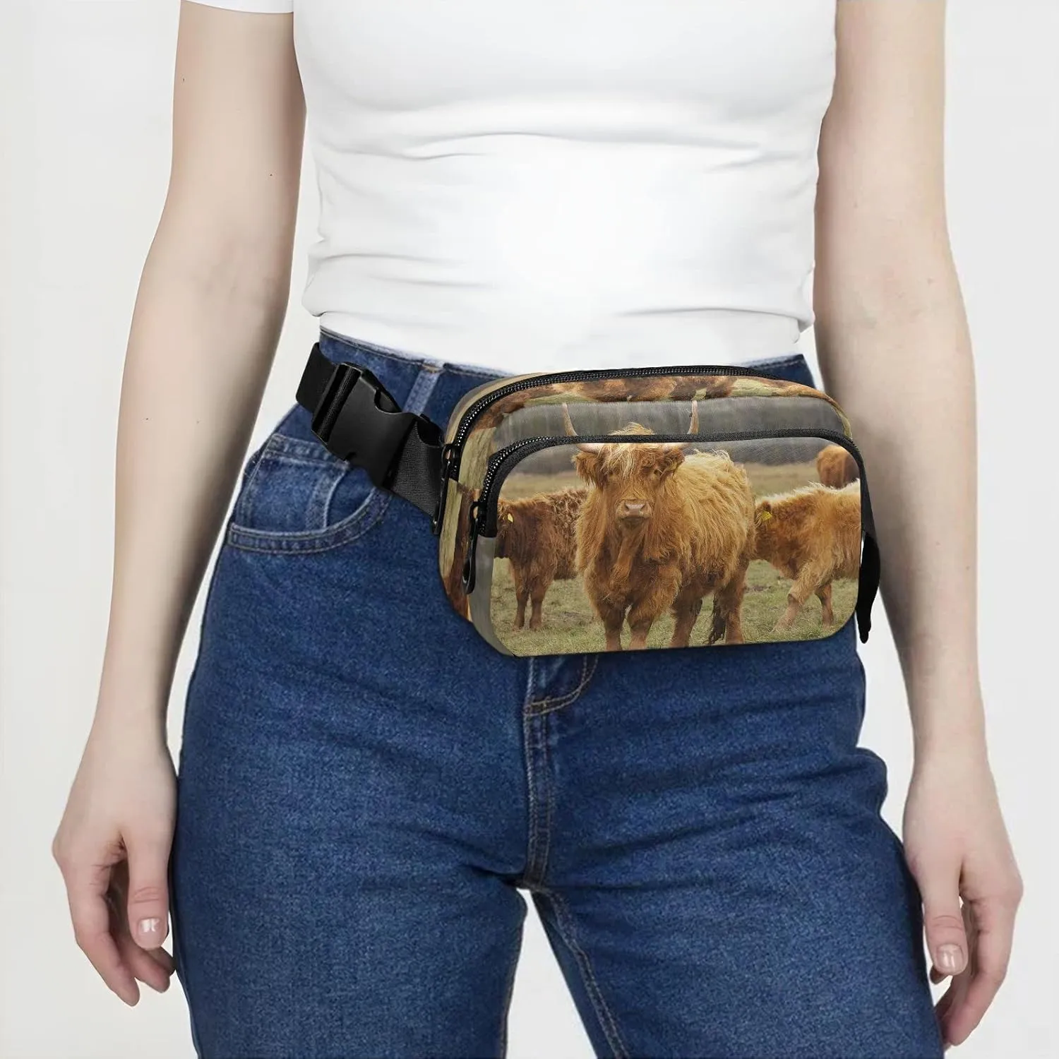 Highland Cow Cattle Fanny Pack Crossbody Bags for Women Men, Pasture Animal Unisex Belt Bag with Adjustable Strap, Waterproof Fashionable Waist Packs for Travel Hiking Running Cycling