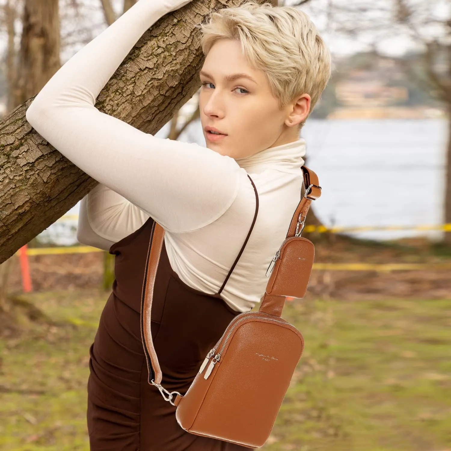 INICAT Travel Small Sling Bag Leather Crossbody Bags for Women Fanny Packs Cross Body Bag for Woman Cross Body Purses