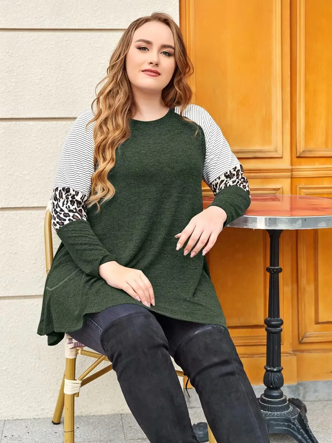 JollieLovin Plus Size Tunic Tops for Women Long Sleeve Crew Neck Swing Tunic Shirts with Pockets Loose Fit Color Block Blouse