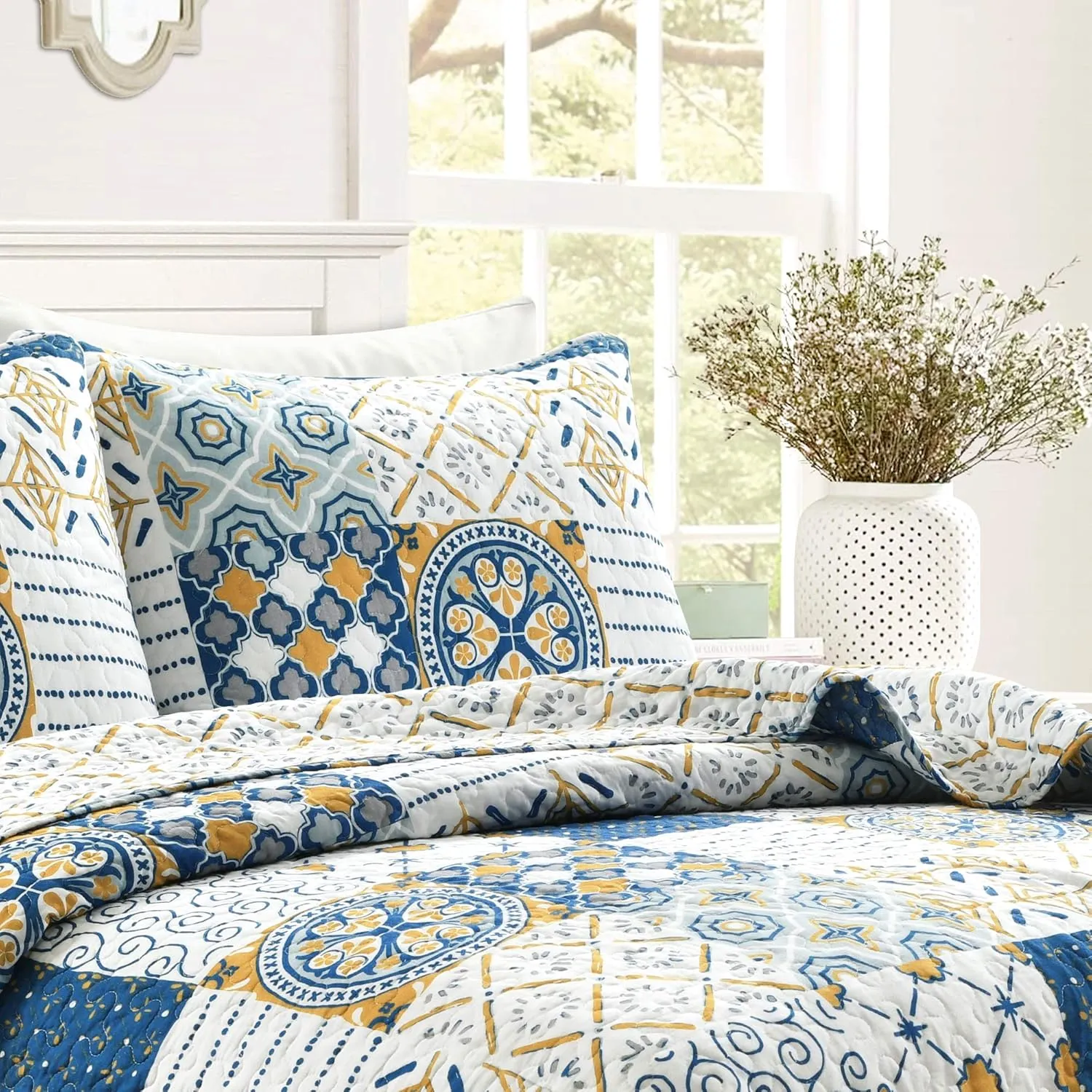 Lush Decor Monique 3 Piece Quilt Set, Full/Queen, Navy & Mustard