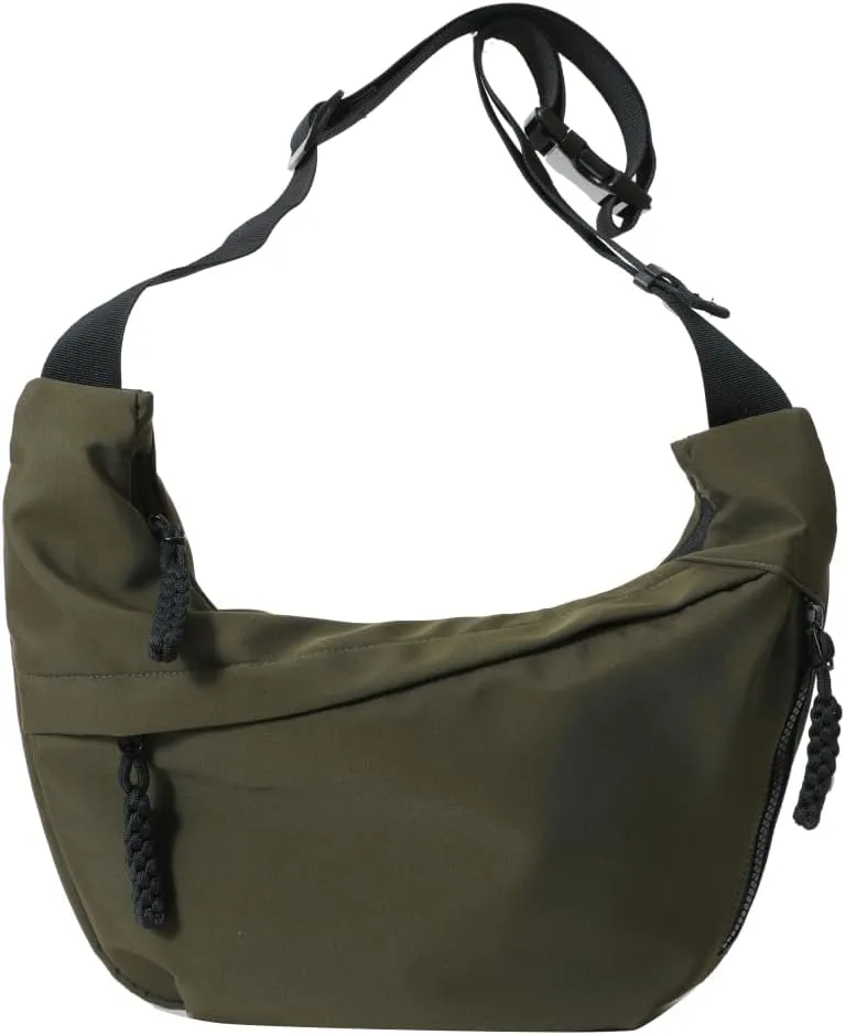 Medium Crescent Crossbody Bag for Women Men Lightweight Sling Bag with Adjustable Strap and 3 Zipper Pockets