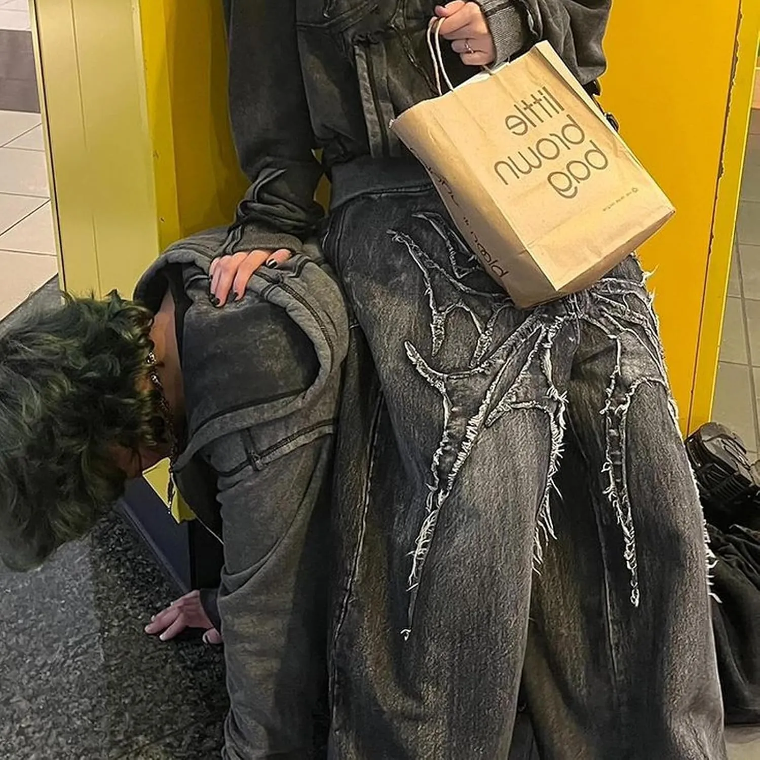 Mens Streetwear Hip Hop Baggy Jeans Wide Leg Grunge Jeans Y2K Distressed Jnco Loose Fit Denim Pants