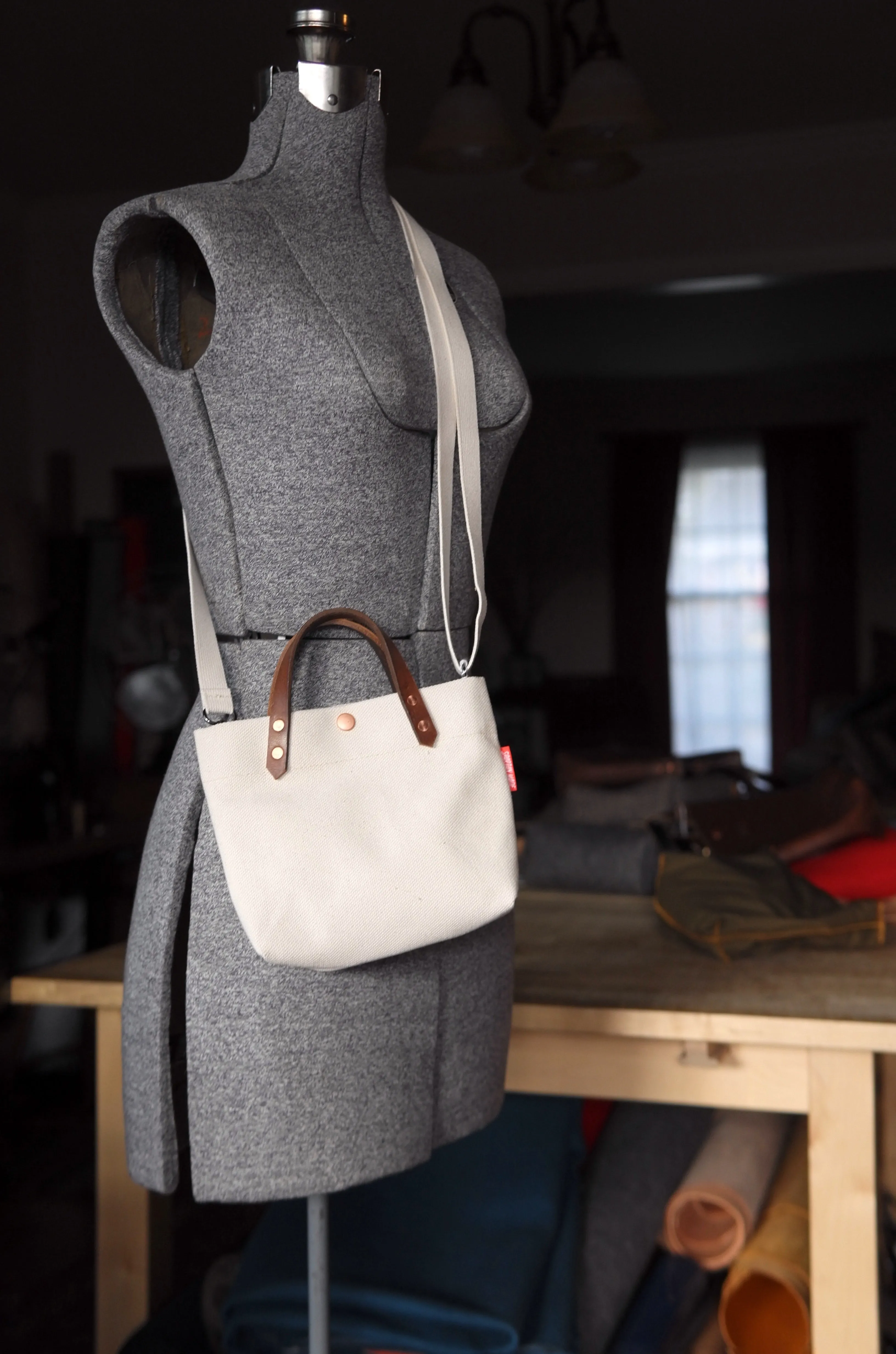 Mini Tote in Canvas with Strap