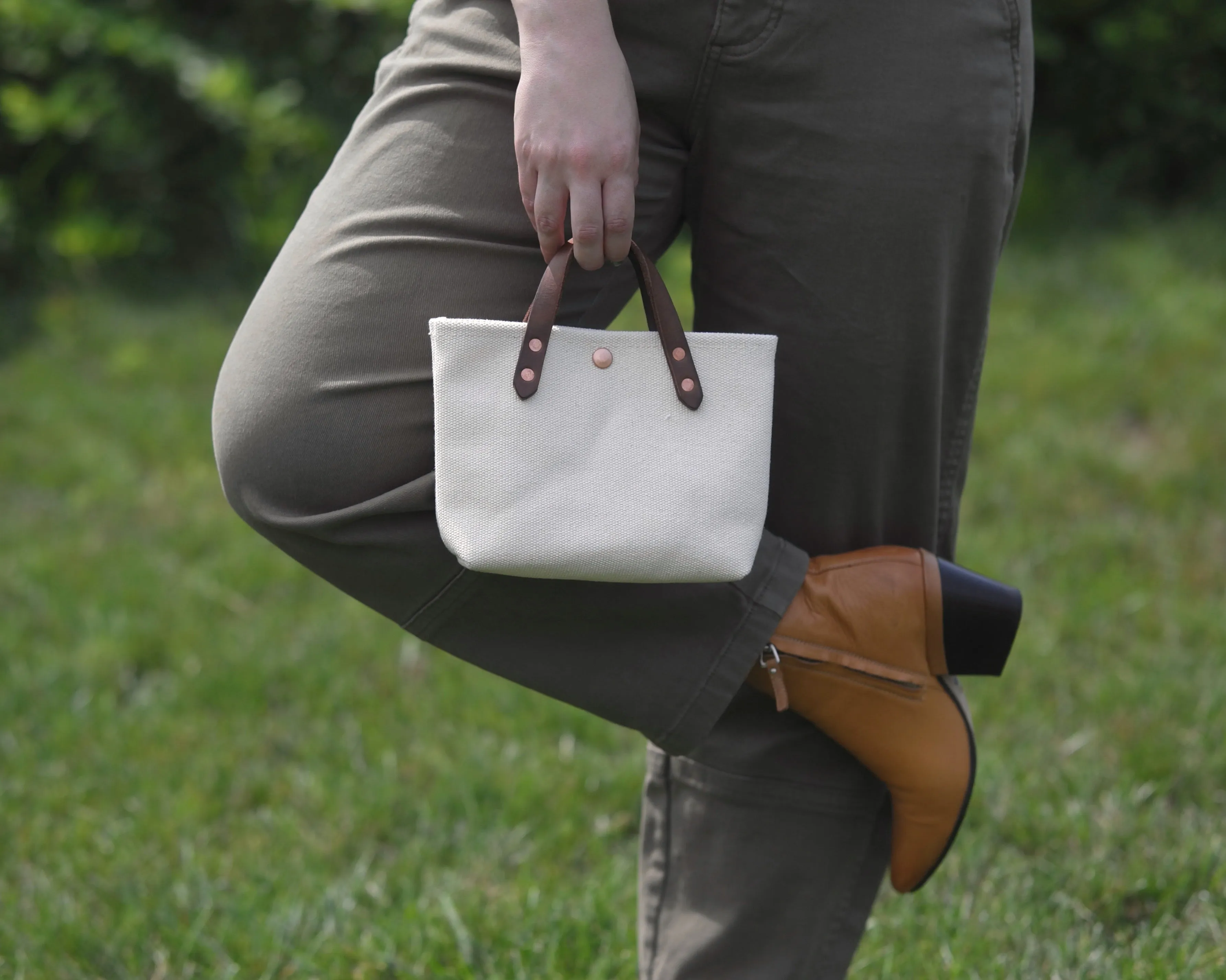 Mini Tote in Canvas with Strap