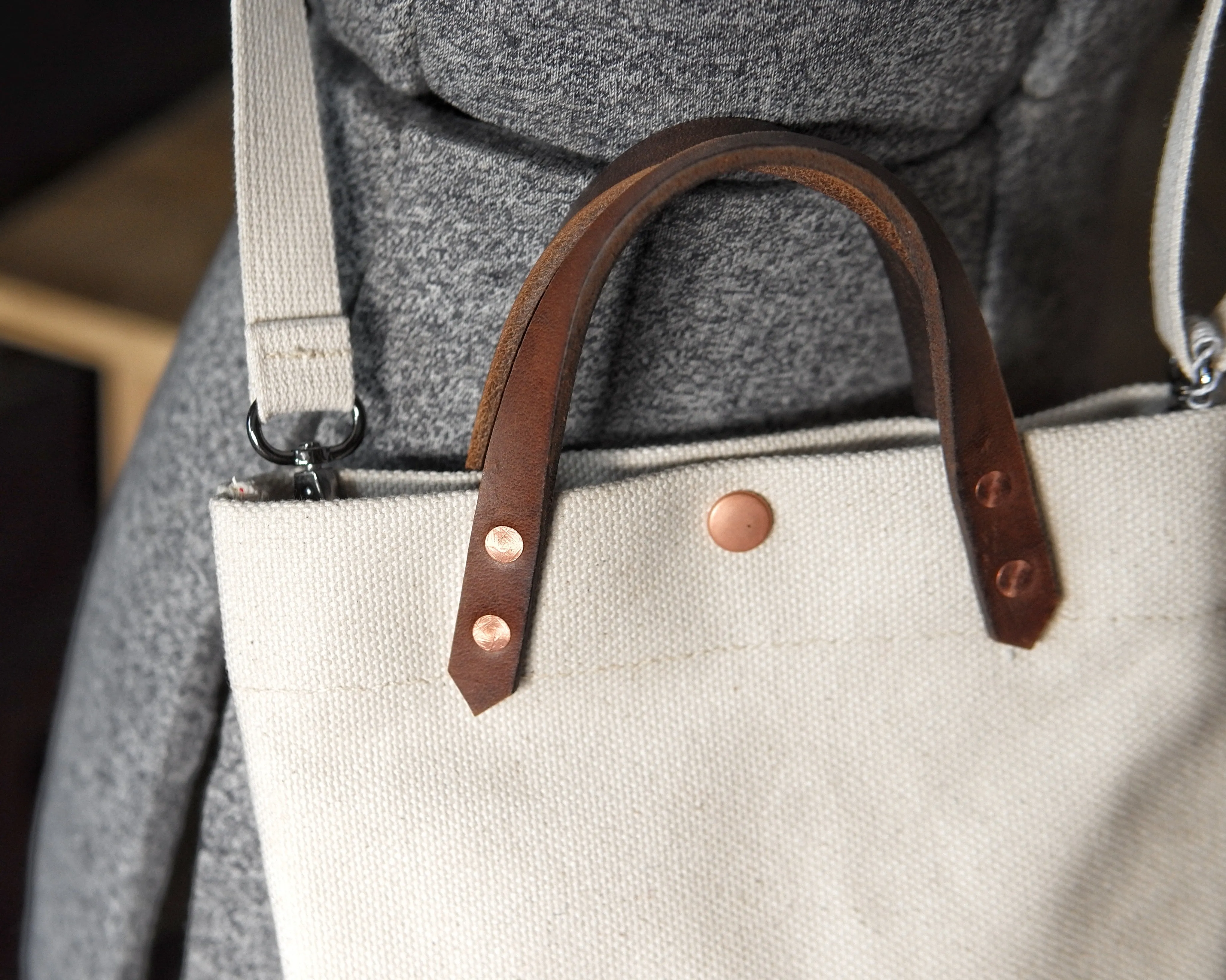 Mini Tote in Canvas with Strap
