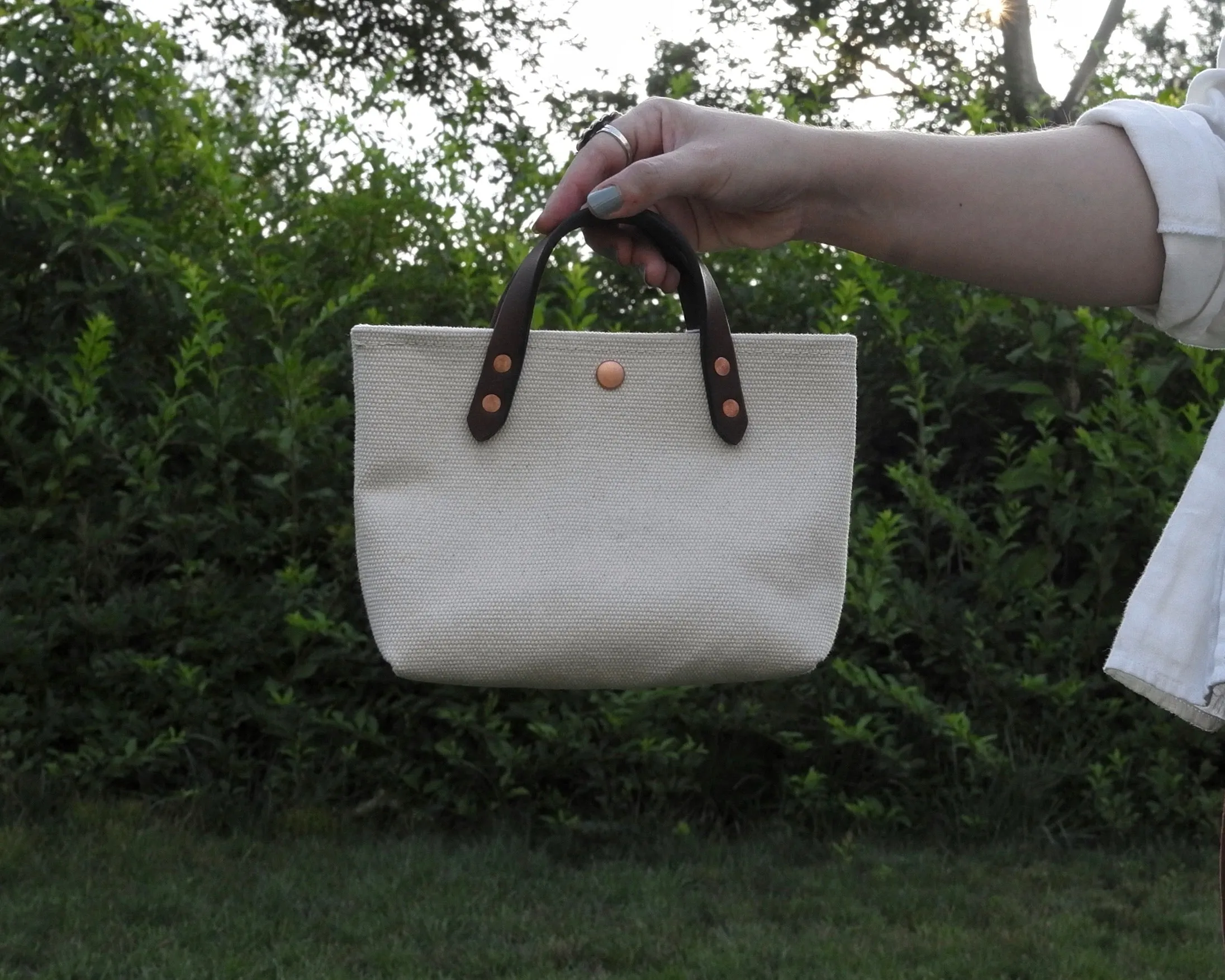 Mini Tote in Canvas with Strap