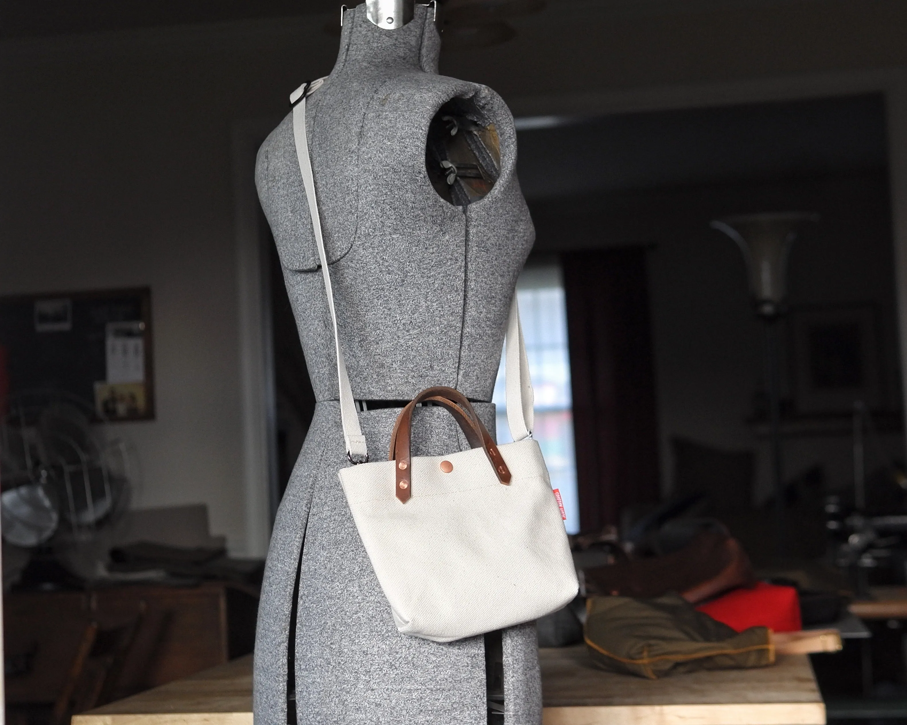 Mini Tote in Canvas with Strap