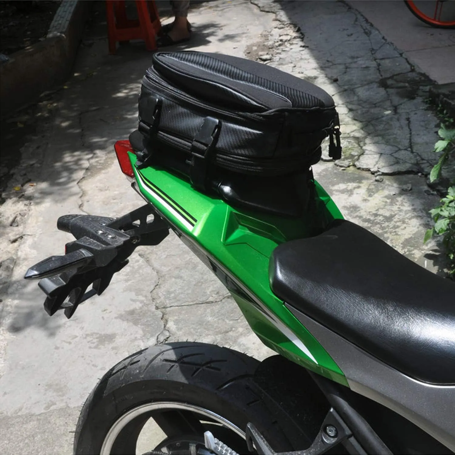 Motorcycle Tail Bag, Motorbike Saddlebags, Waterproof Rear Seat Bike Backpack, Multifunctional Luggage Suitcase, PU Leather Sport Bags, 15 L (Black)