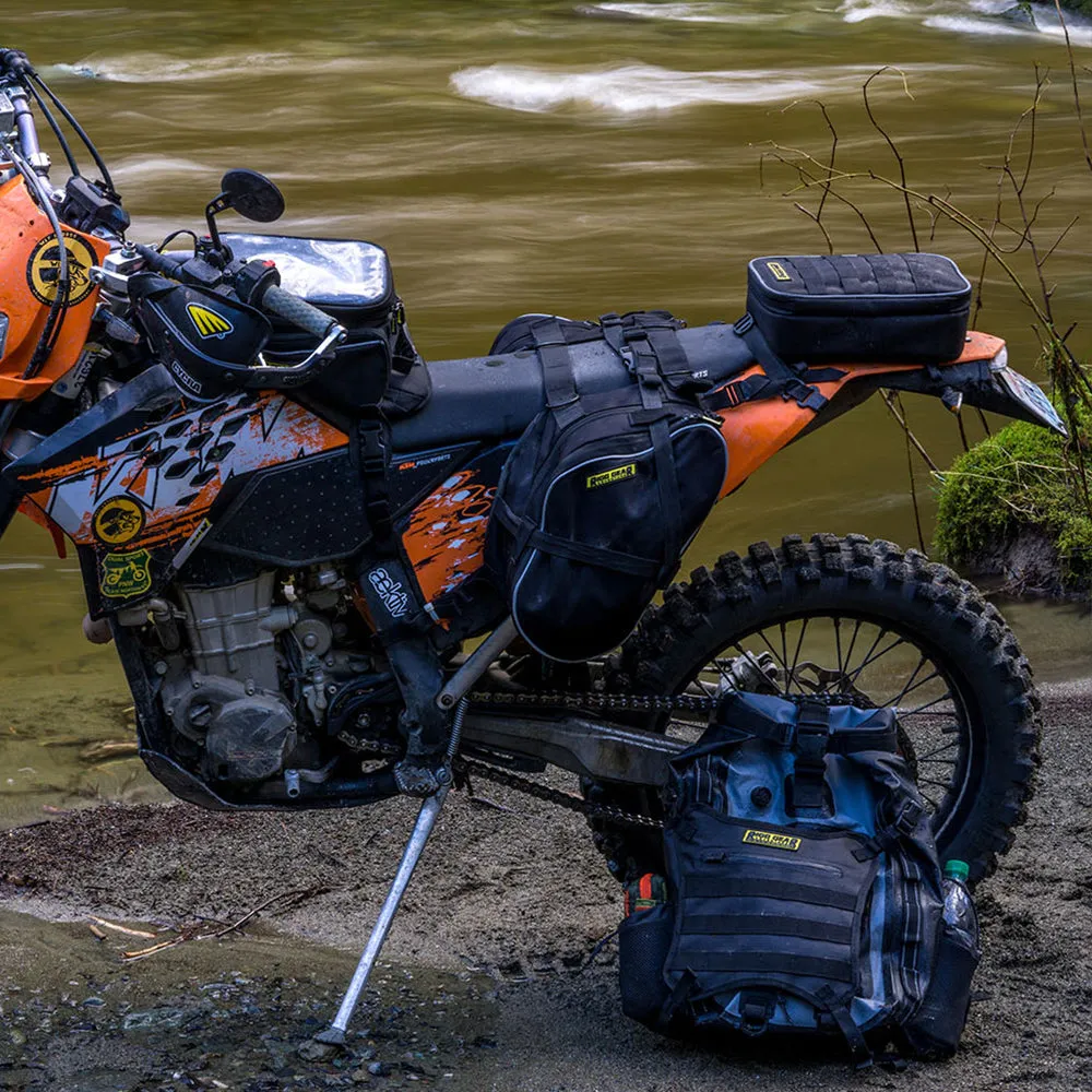 NELSON-RIGG REAR FENDER BAG WITH TOOL ROLL