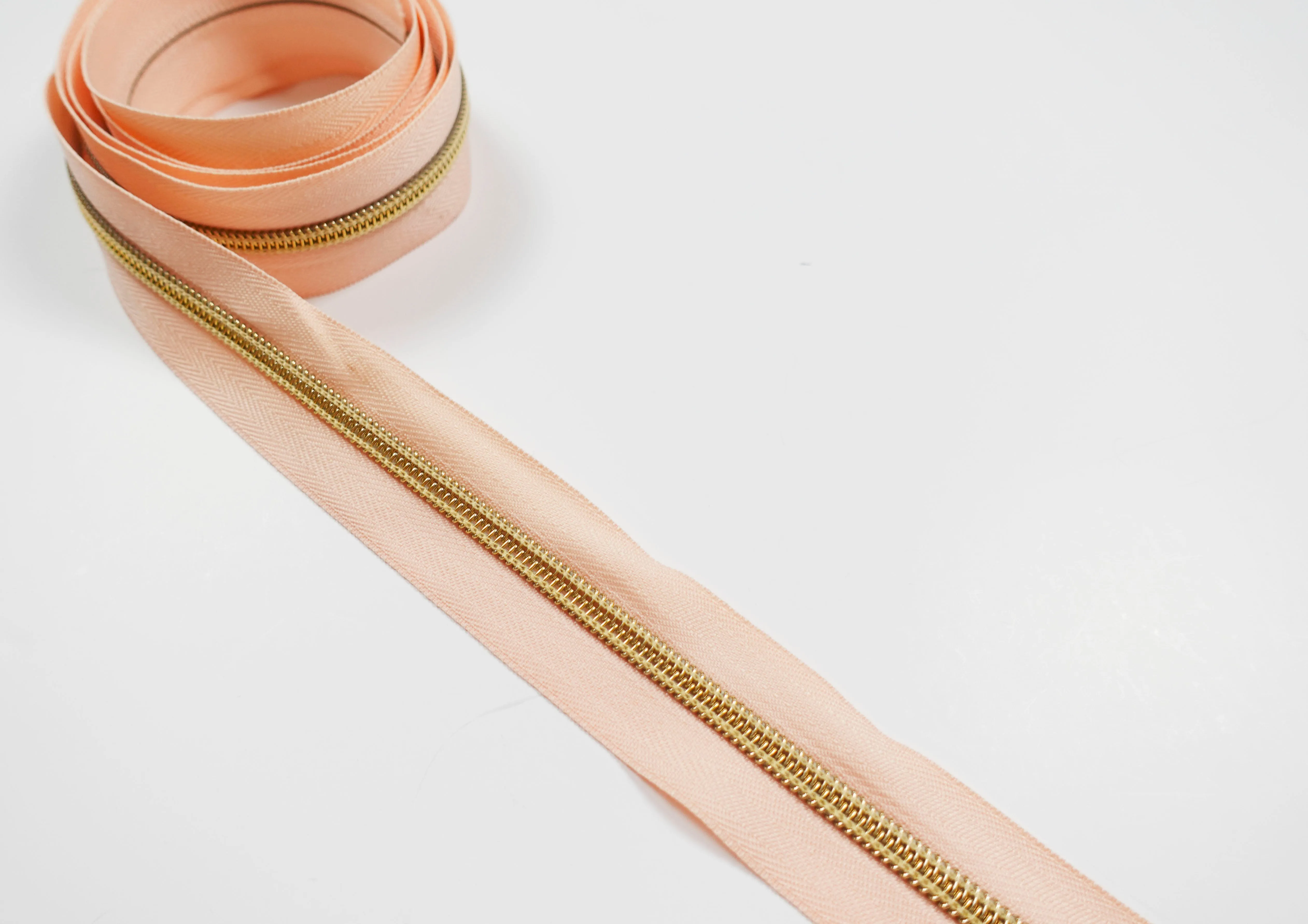 No5 Gold Teeth Nylon Zips Sold in Packs of 1 1/2 metre lengths