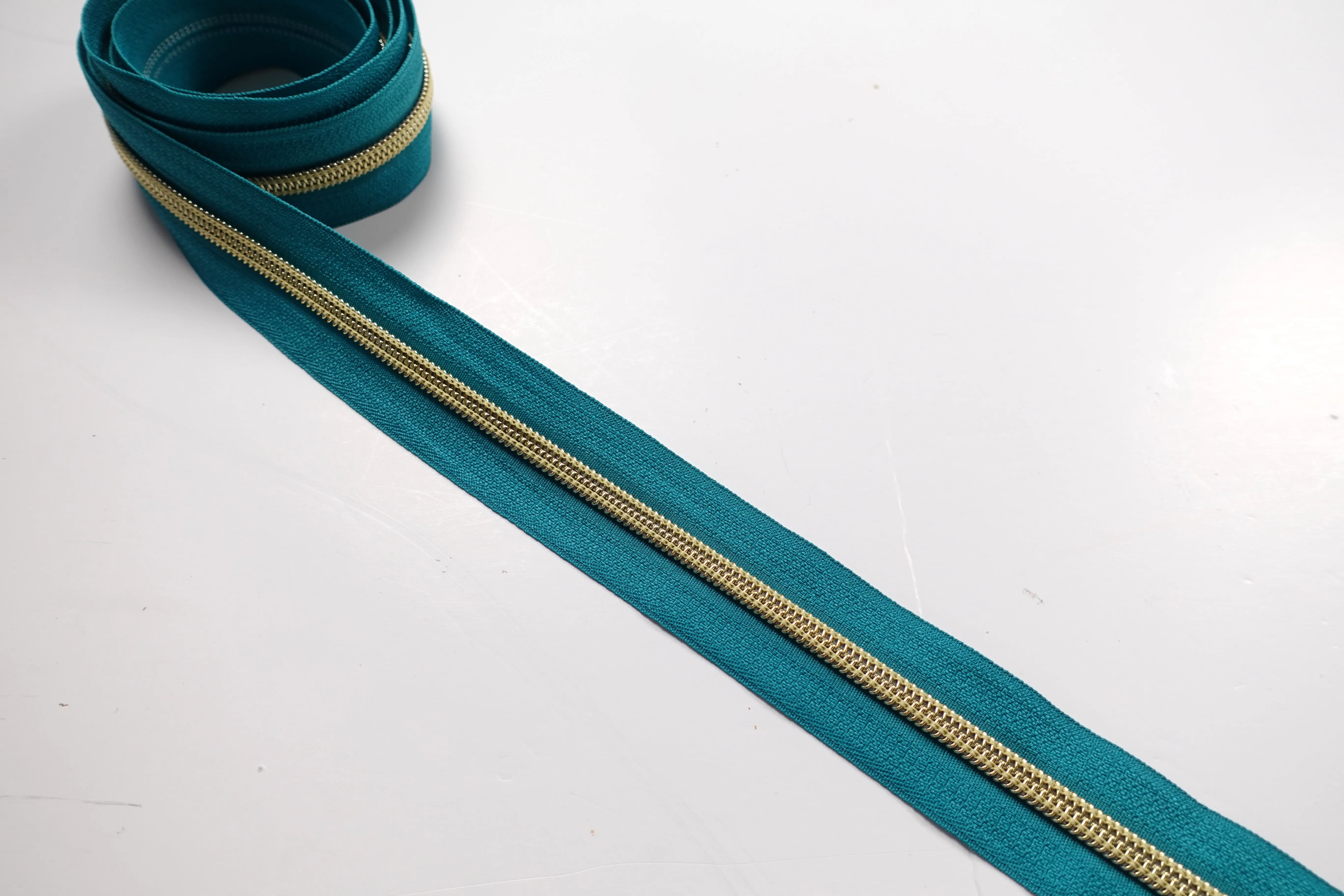 No5 Gold Teeth Nylon Zips Sold in Packs of 1 1/2 metre lengths