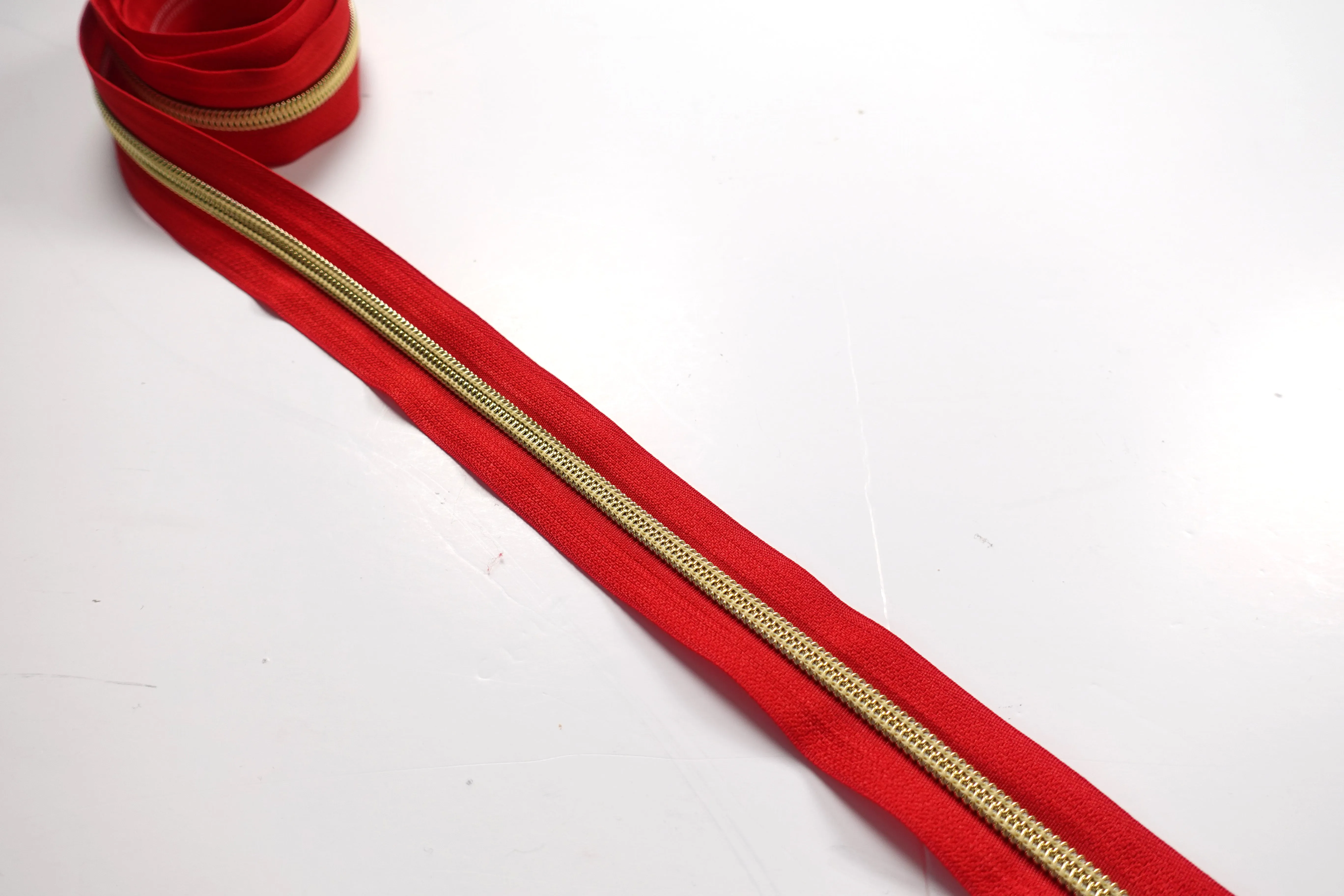 No5 Gold Teeth Nylon Zips Sold in Packs of 1 1/2 metre lengths