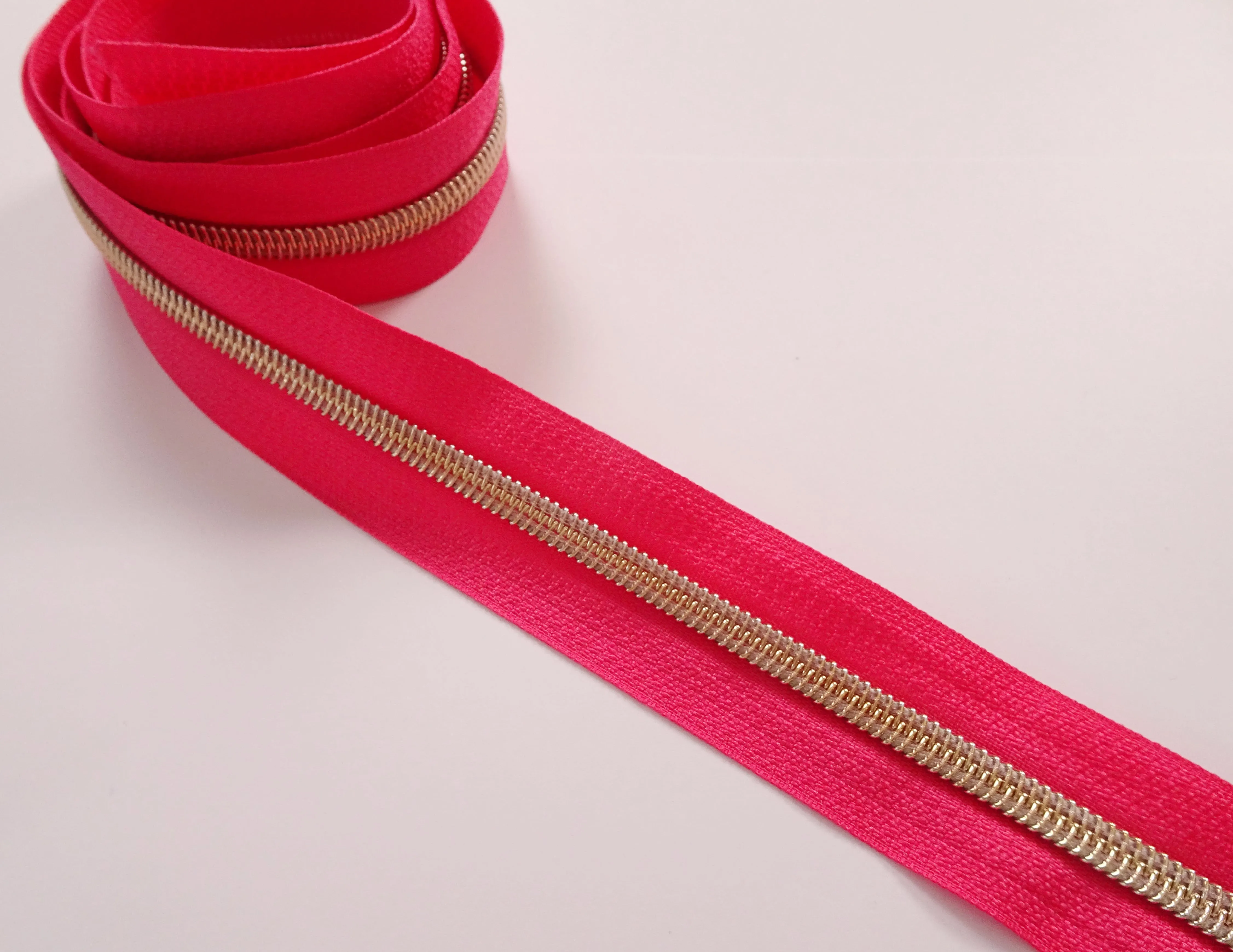 No5 Gold Teeth Nylon Zips Sold in Packs of 1 1/2 metre lengths