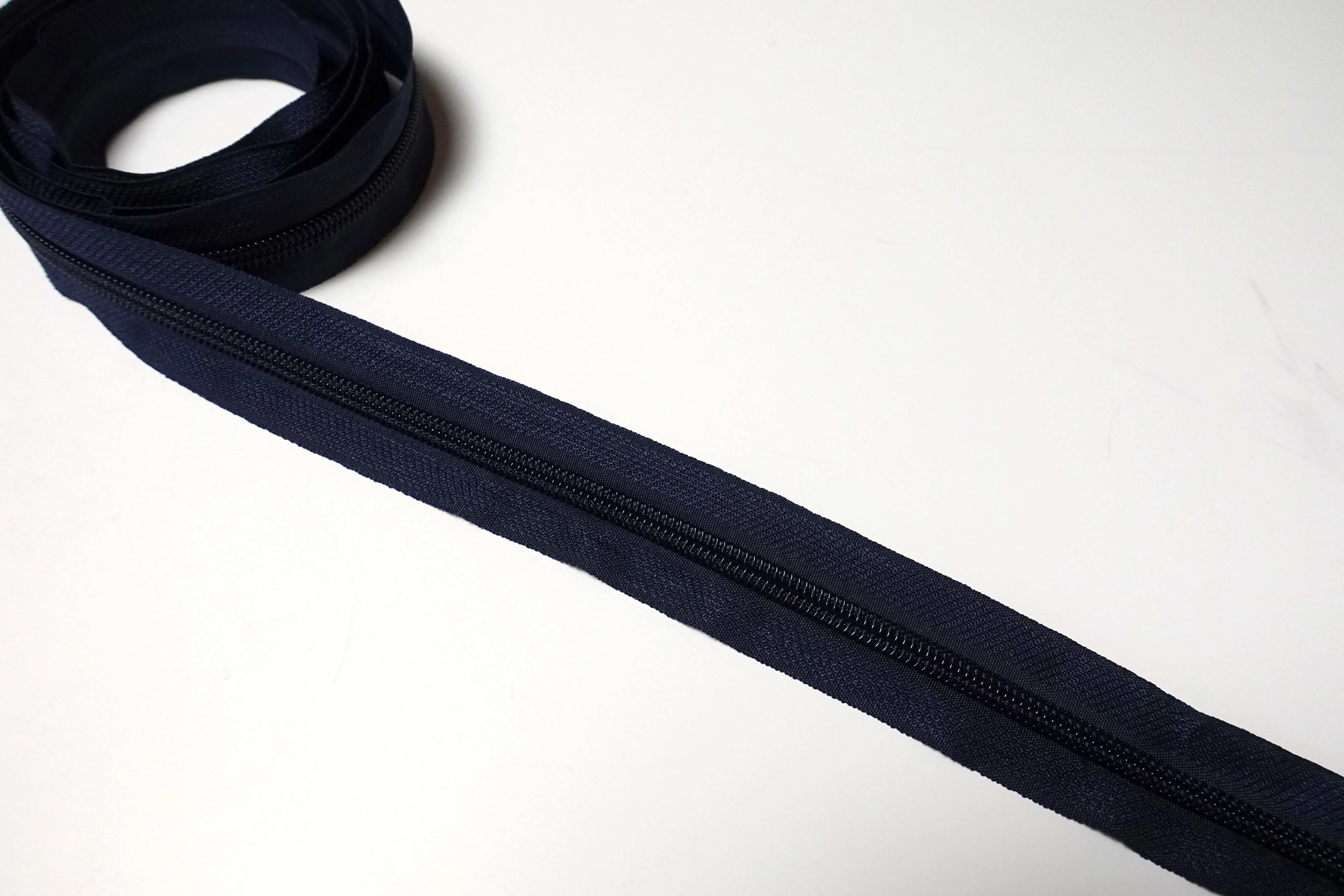 No5 Solid Coloured Nylon Zips Sold in Packs of 1 1/2 metre Lengths