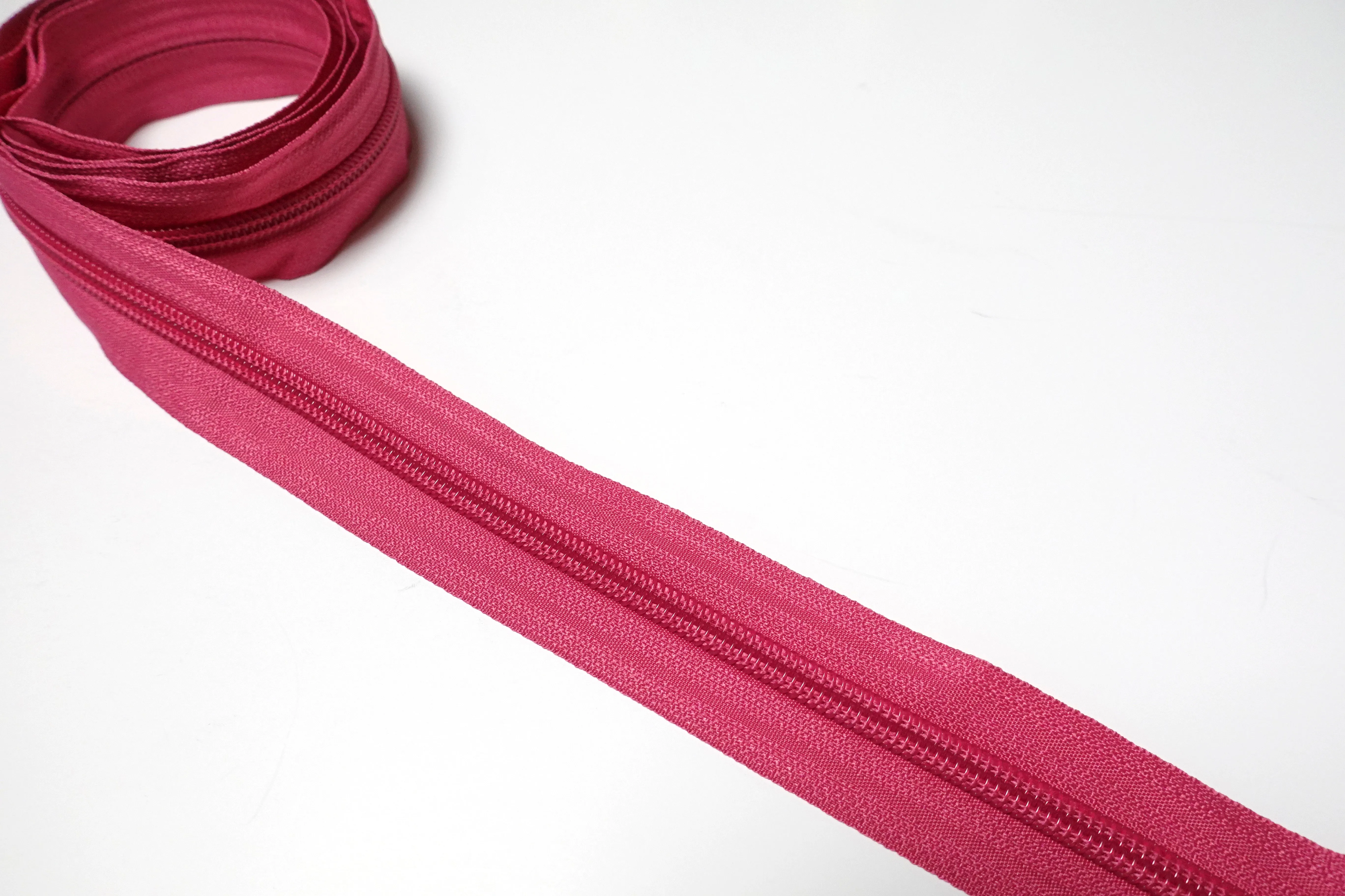 No5 Solid Coloured Nylon Zips Sold in Packs of 1 1/2 metre Lengths