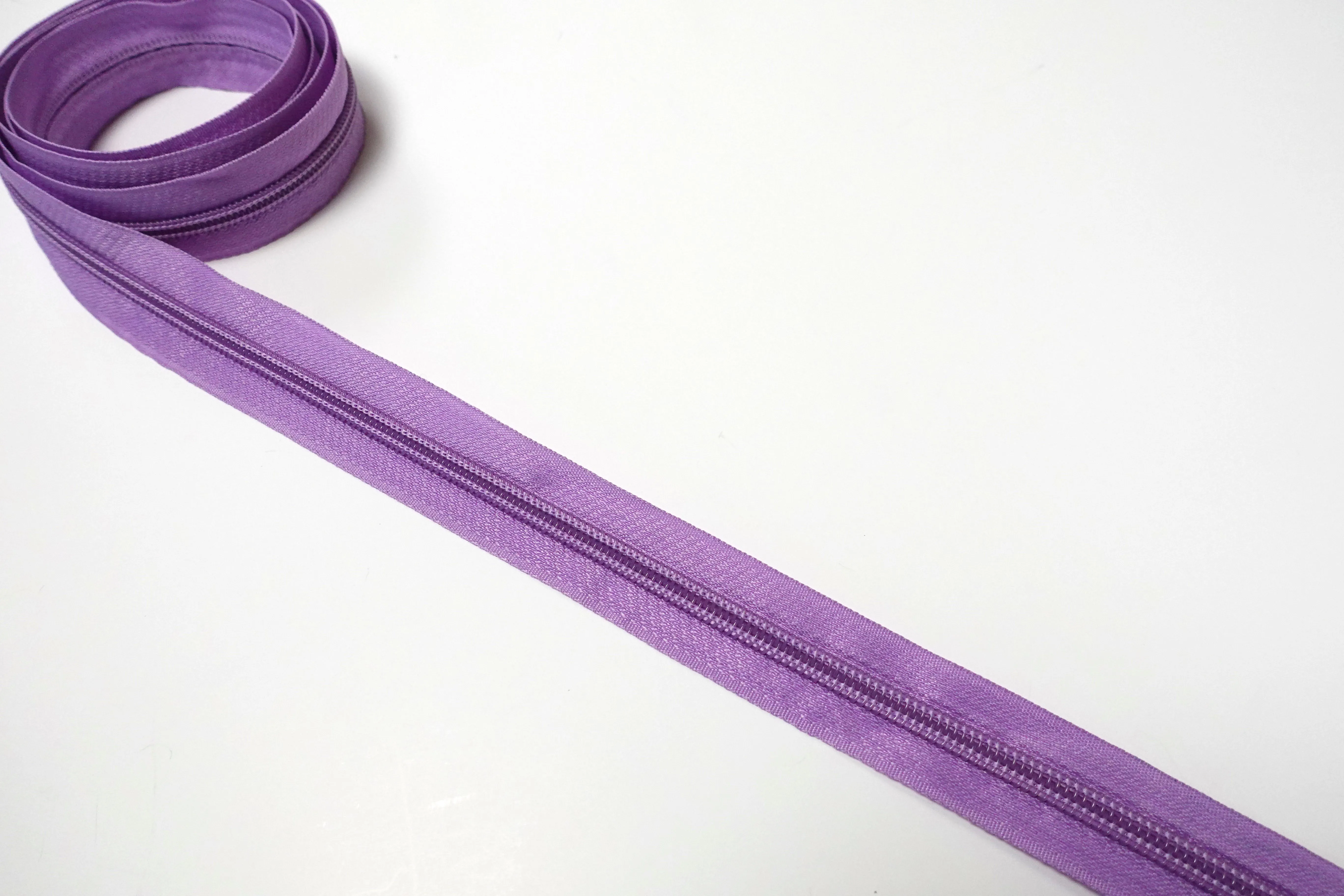 No5 Solid Coloured Nylon Zips Sold in Packs of 1 1/2 metre Lengths