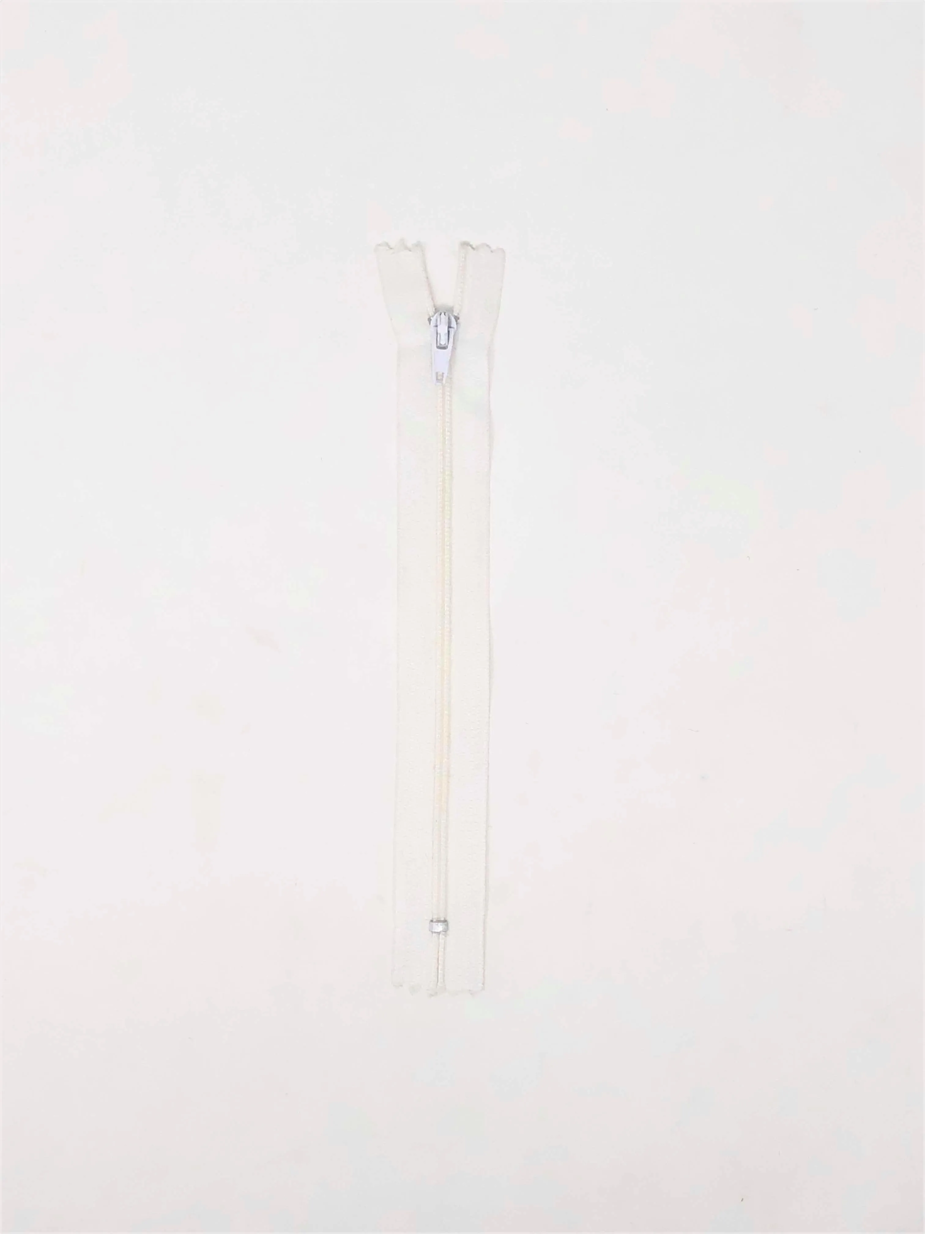 Nylon Zippers 12 Inches #3 Closed